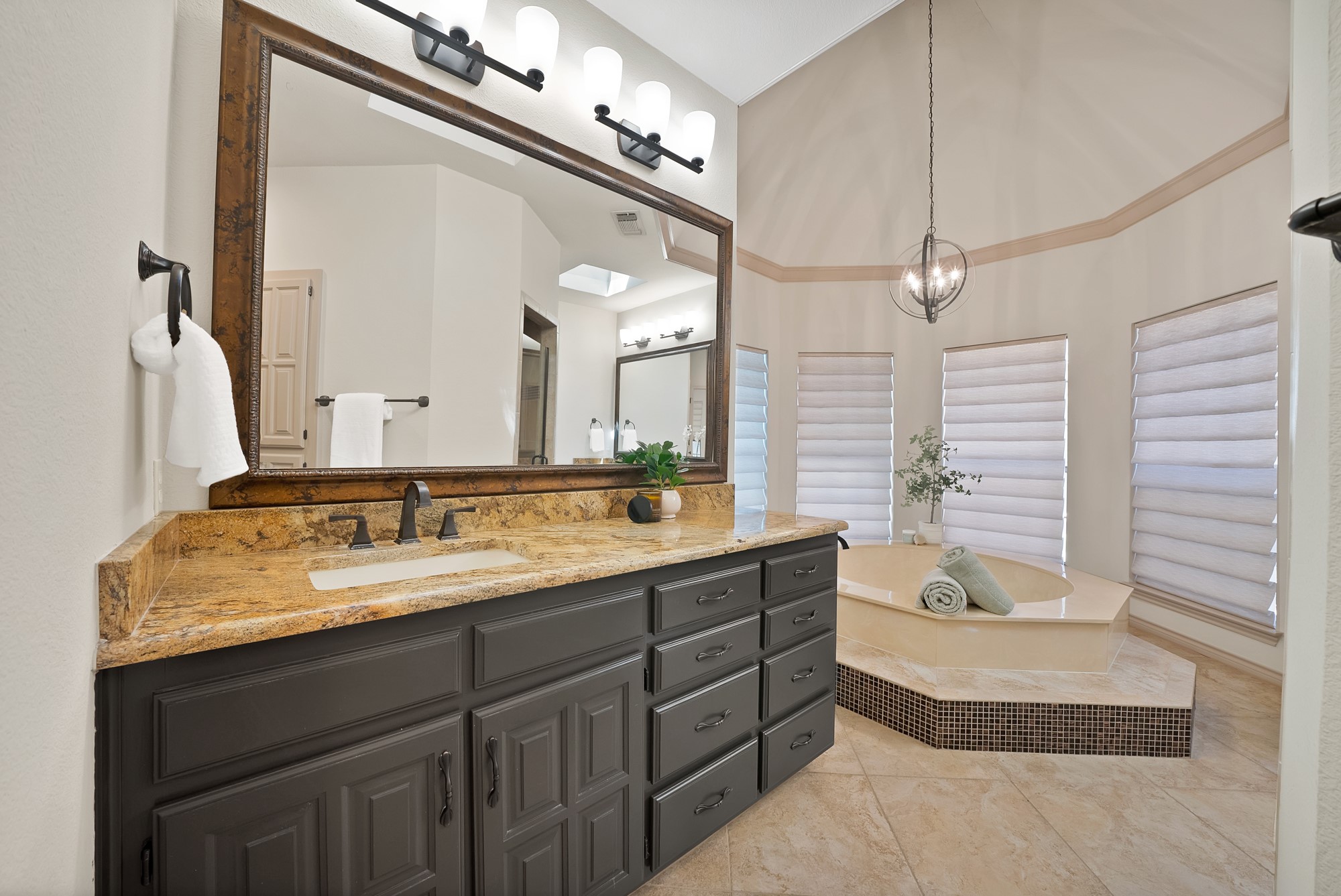 2900 Oak Trail Court