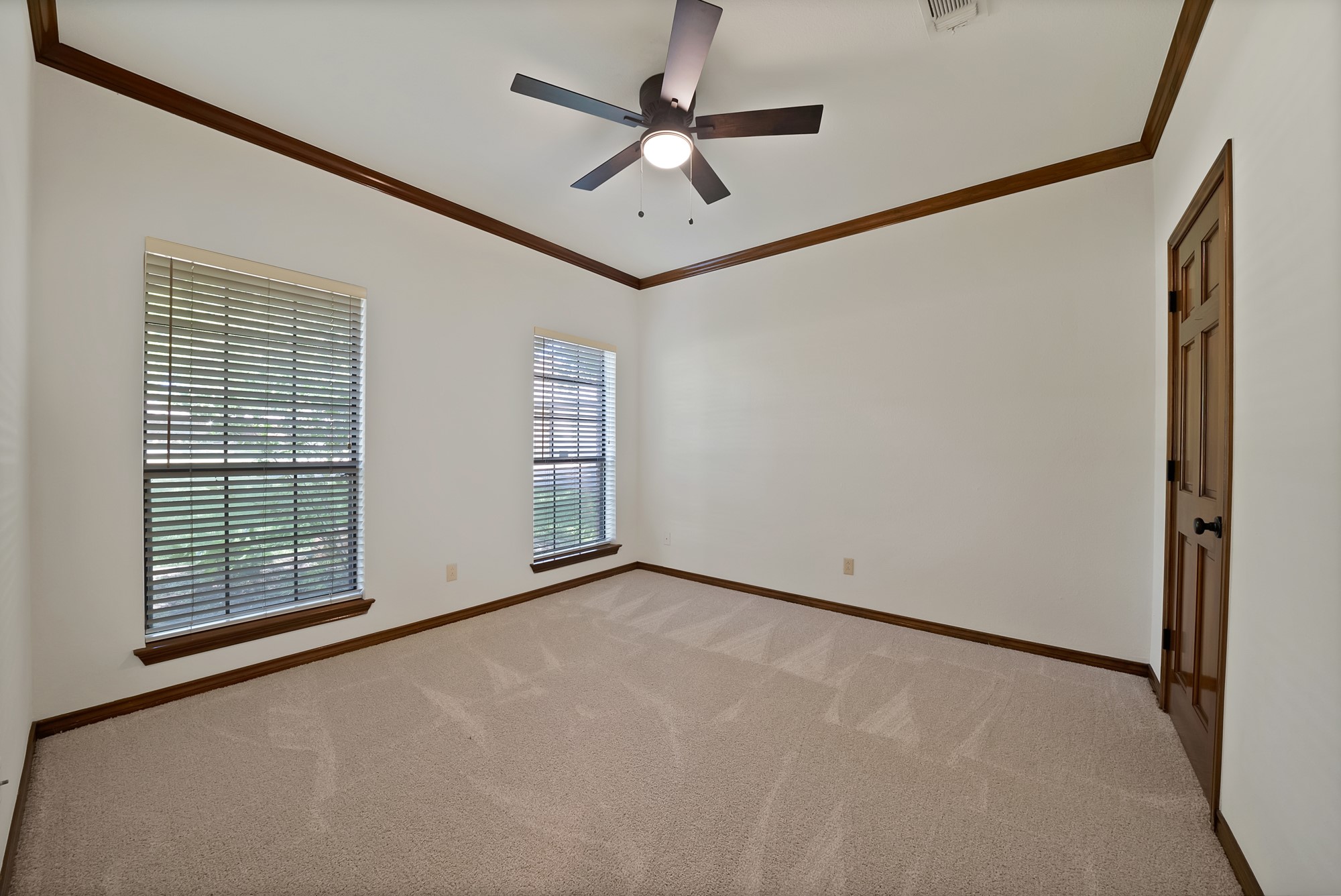 2900 Oak Trail Court