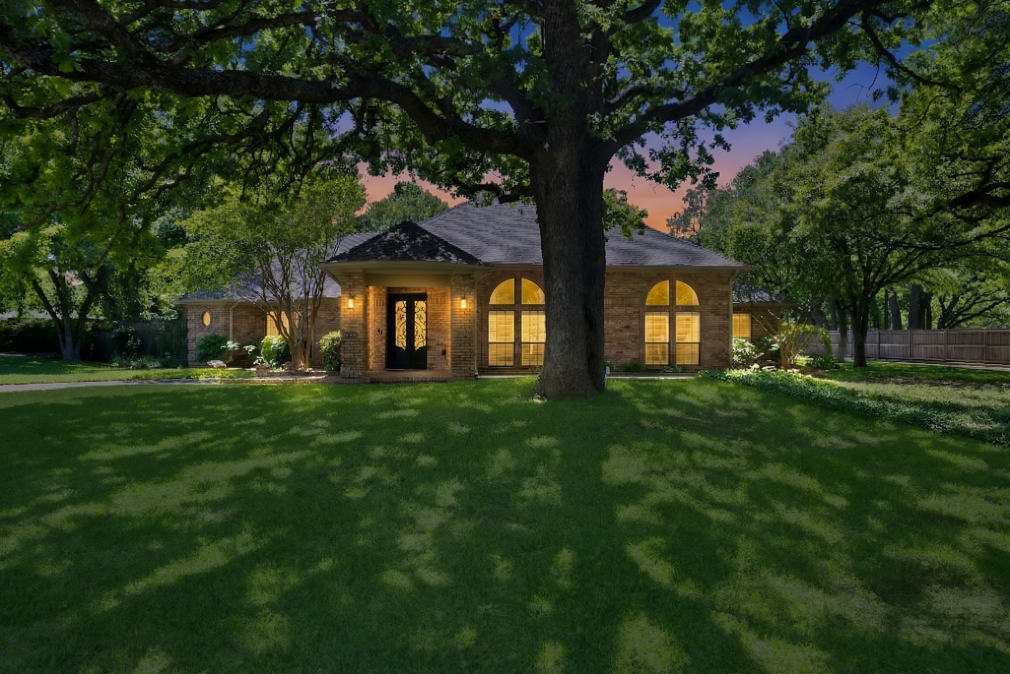 2900 Oak Trail Court