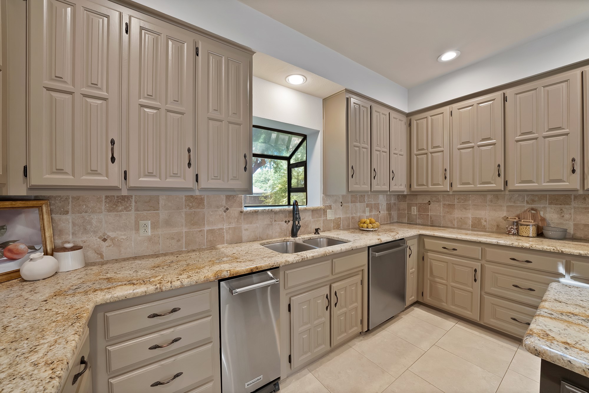 2900 Oak Trail Court