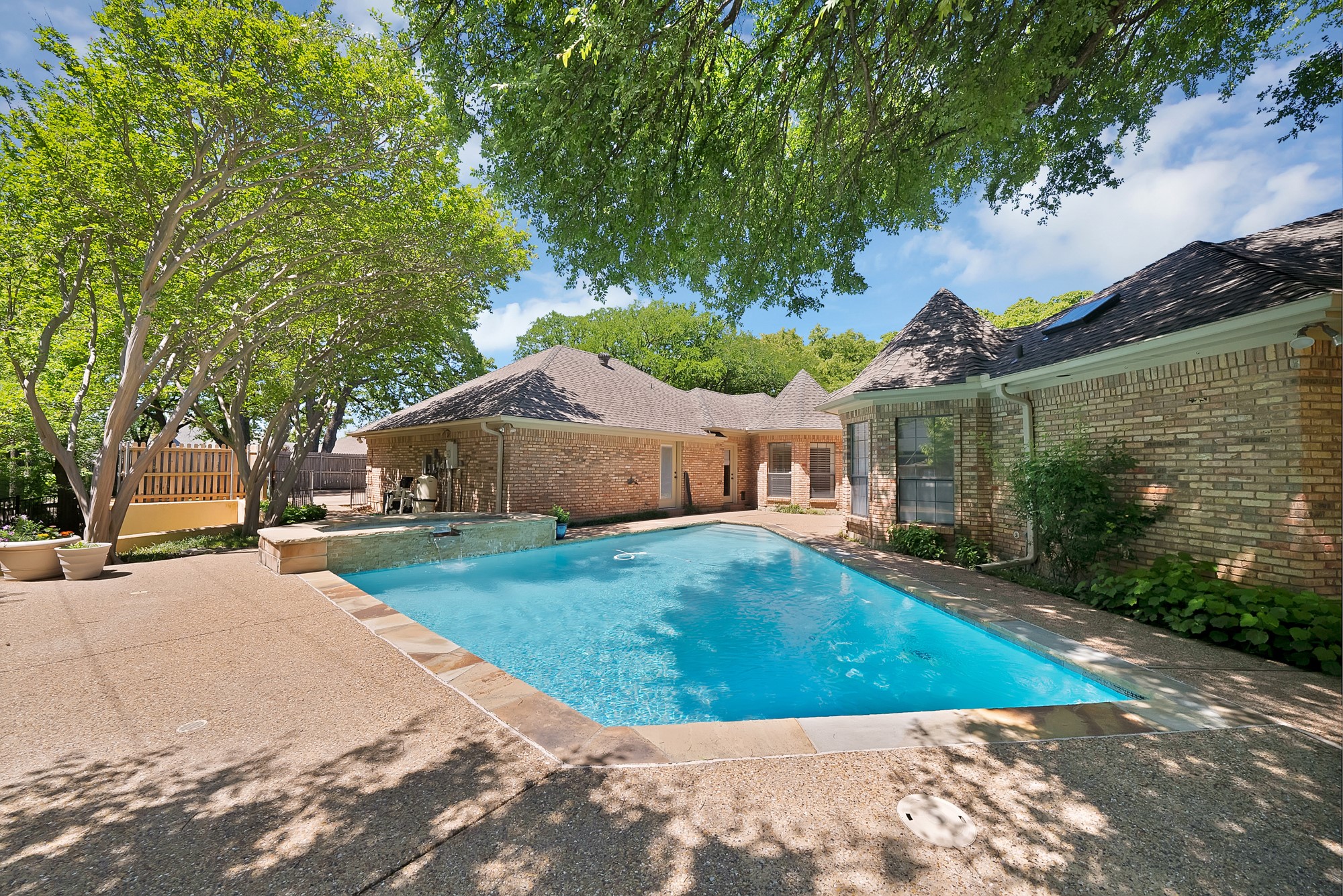 2900 Oak Trail Court