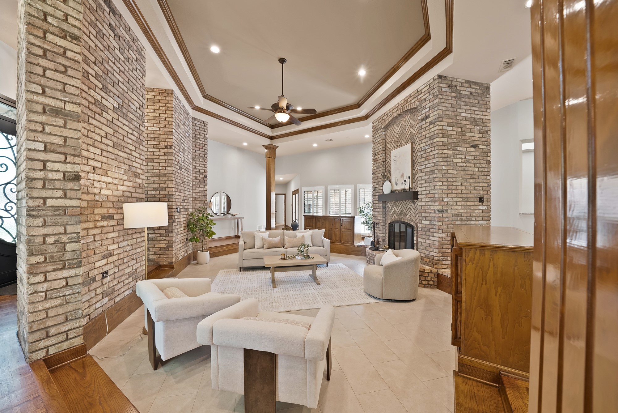 2900 Oak Trail Court