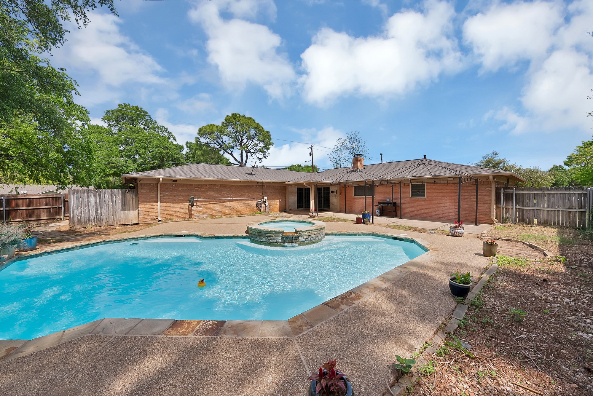 1500 Wagon Wheel Trail