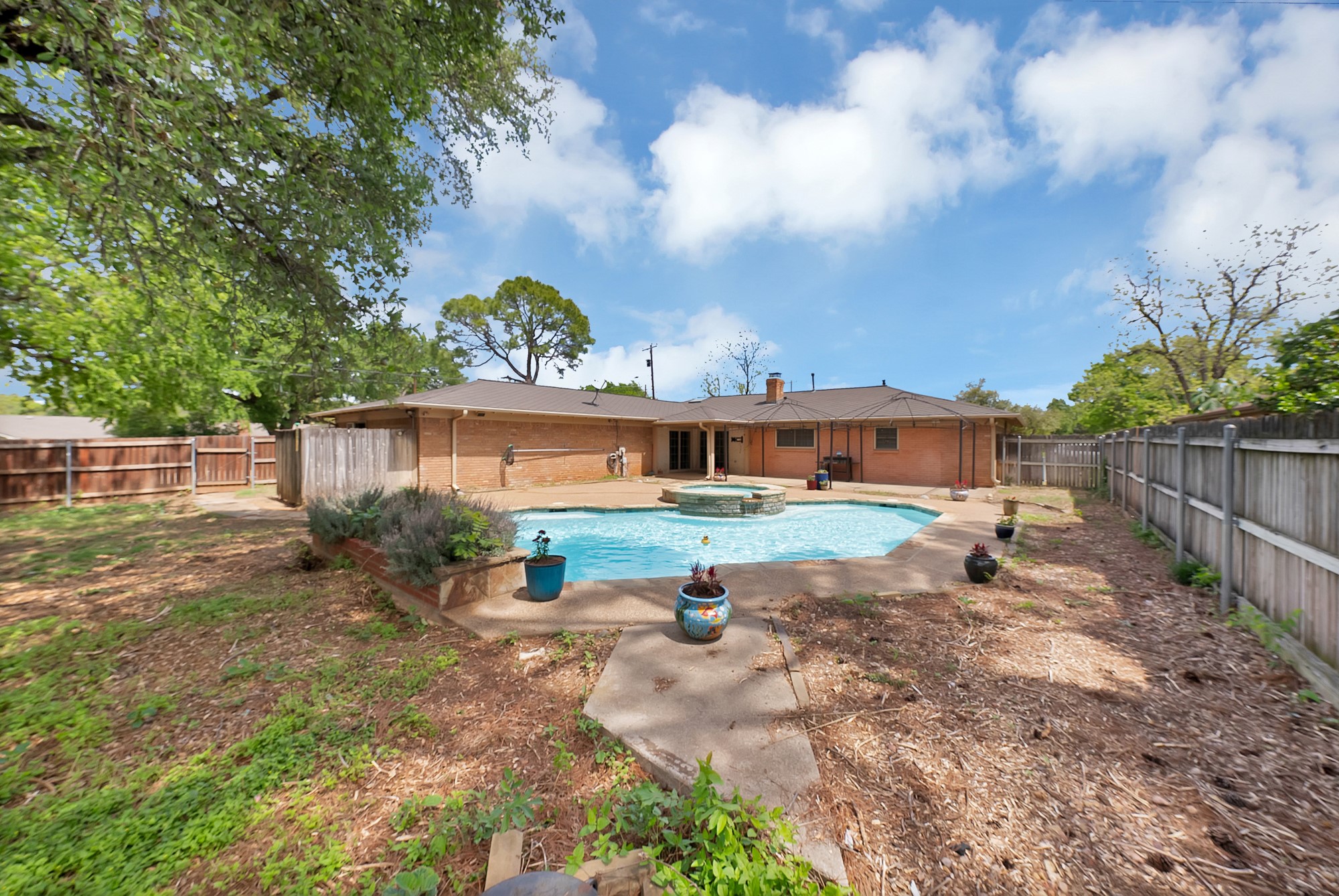 1500 Wagon Wheel Trail