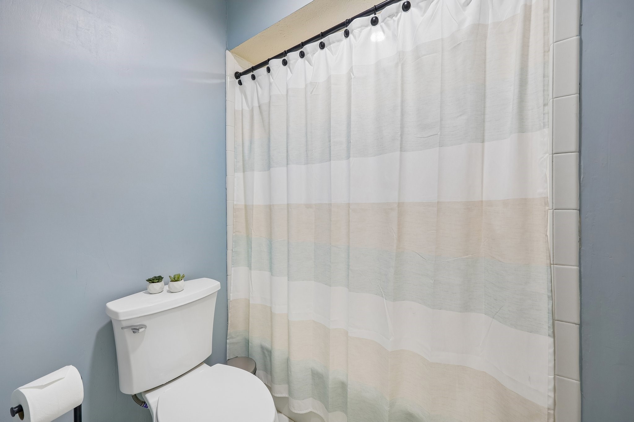 1201 Canadian Circle