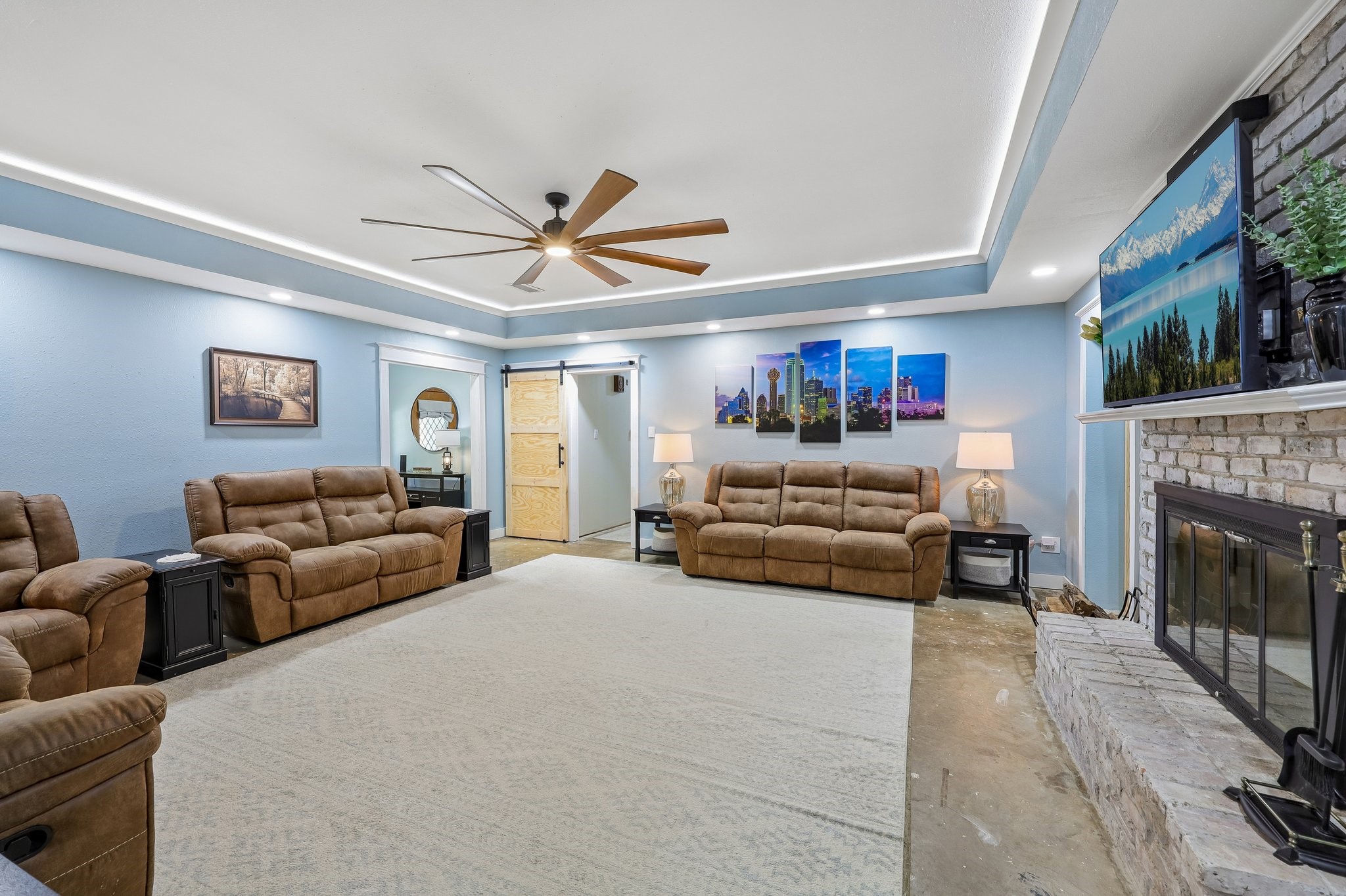 1201 Canadian Circle