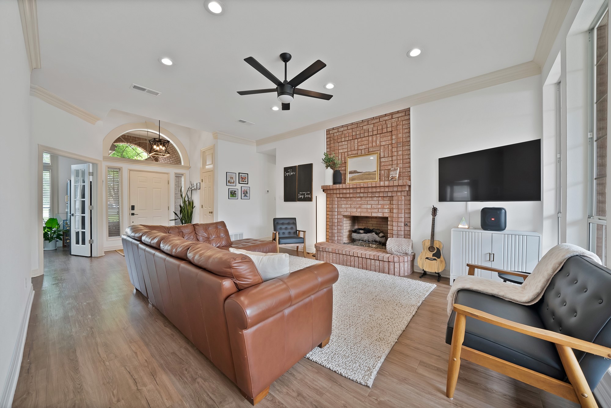 3105 Sunset Lane