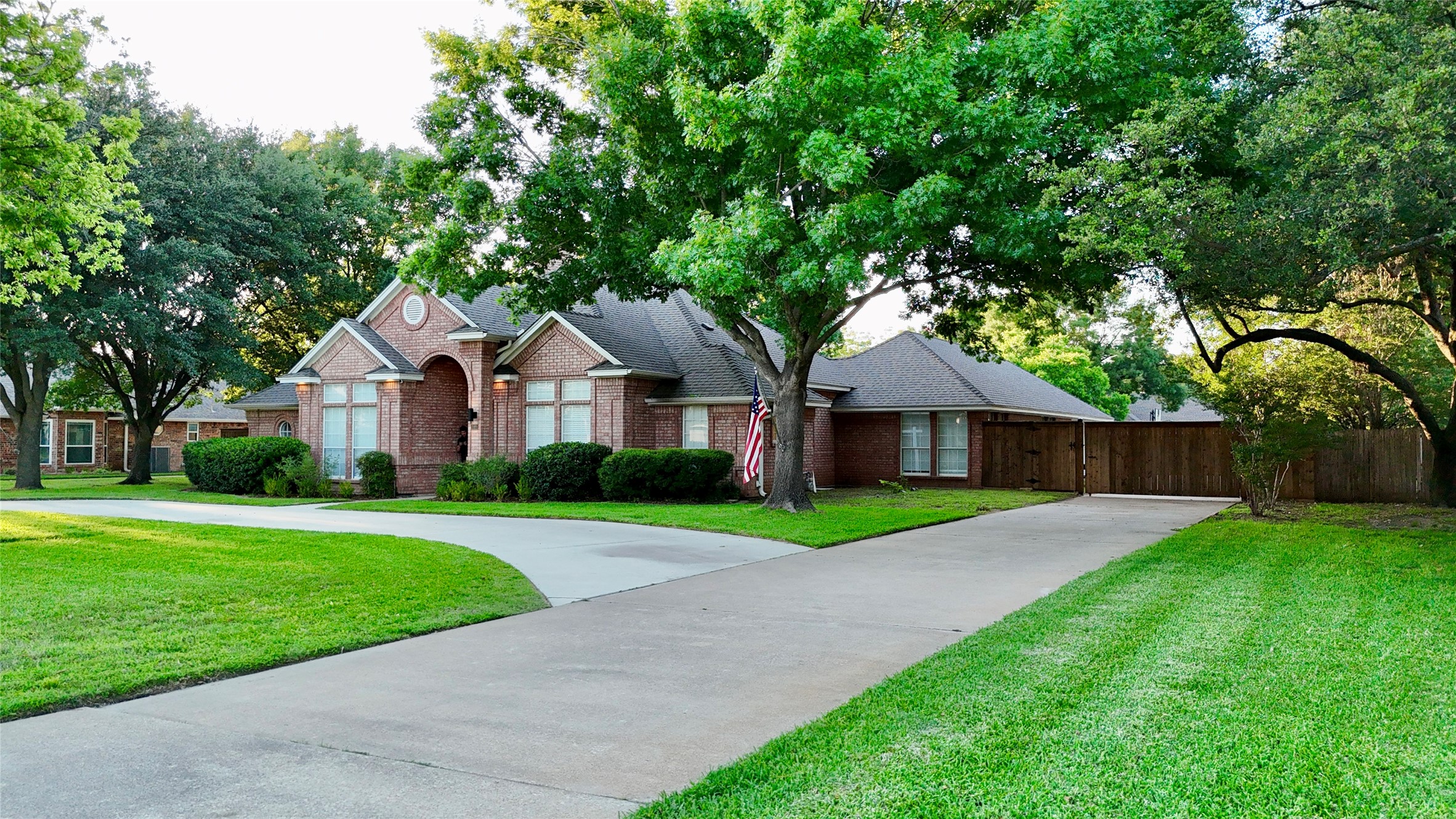 3105 Sunset Lane