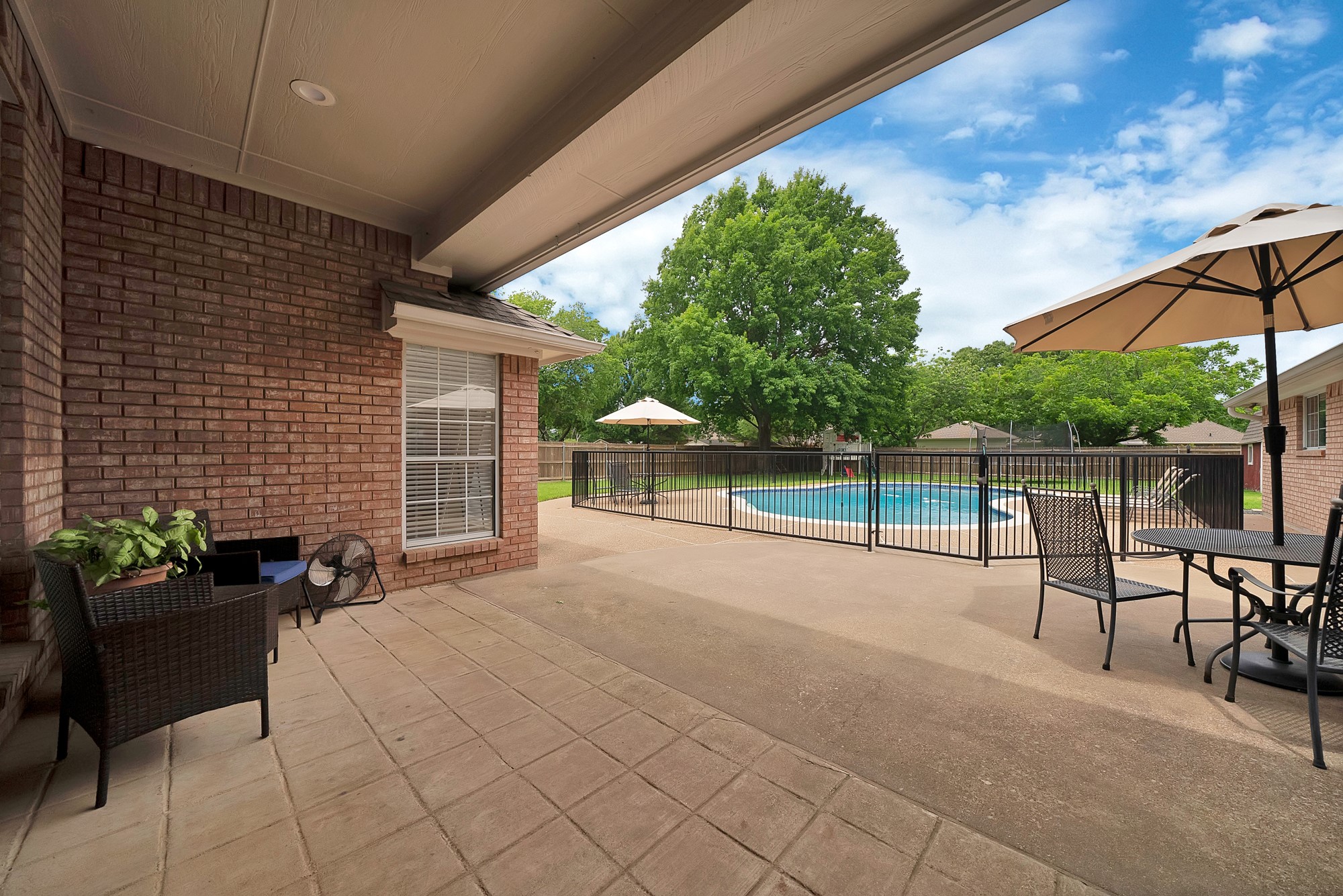 3105 Sunset Lane