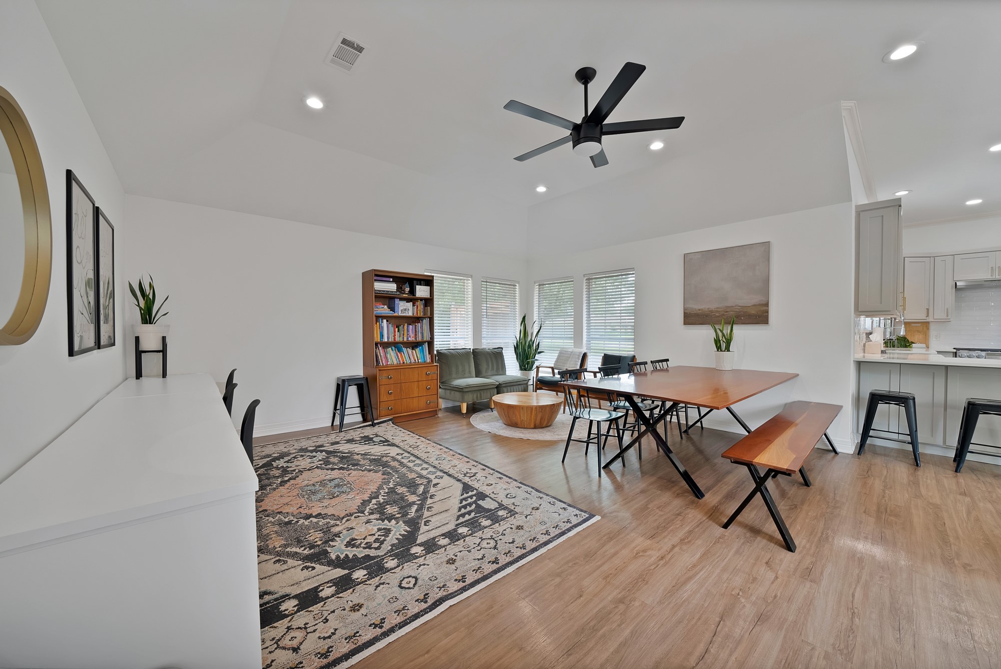 3105 Sunset Lane