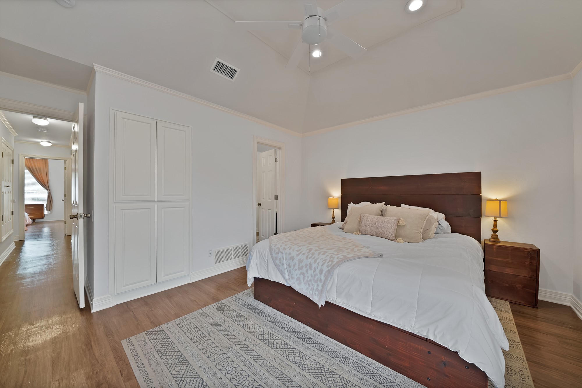 3105 Sunset Lane