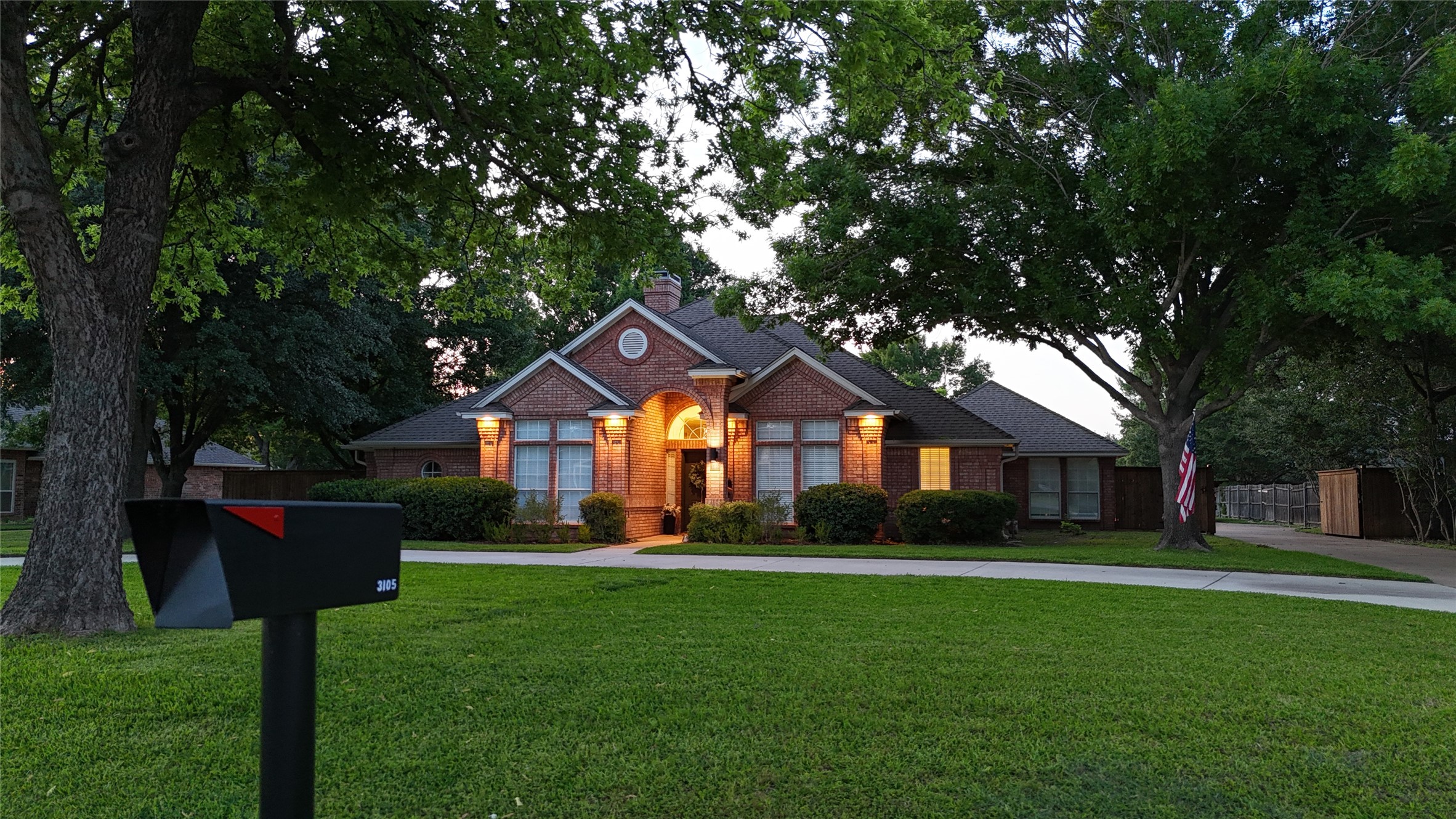 3105 Sunset Lane