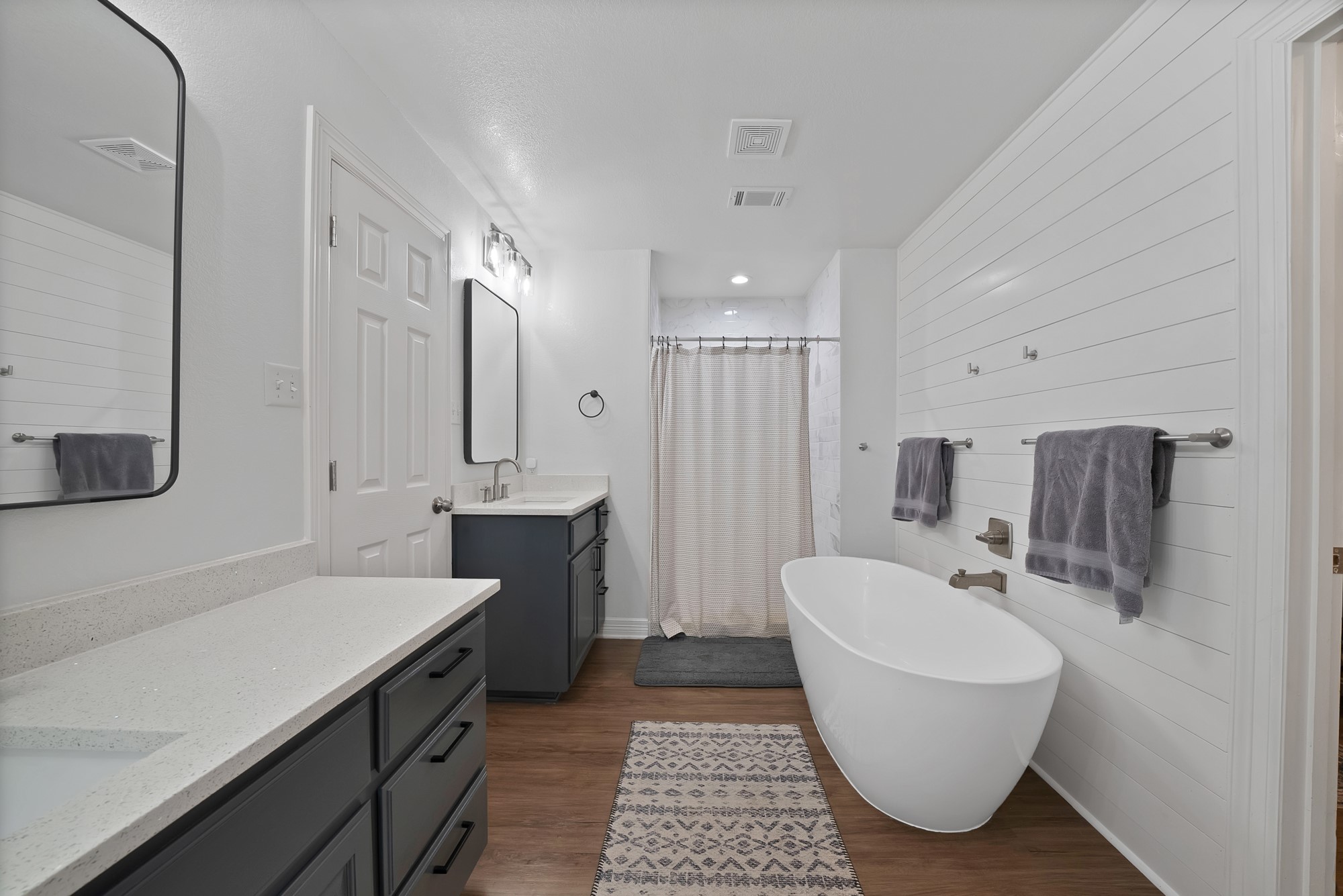 3105 Sunset Lane