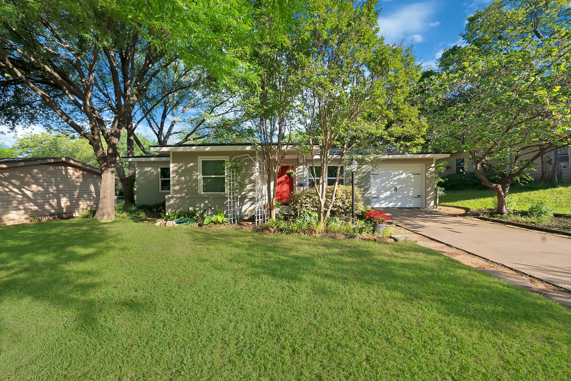 1510 Ravenwood Drive