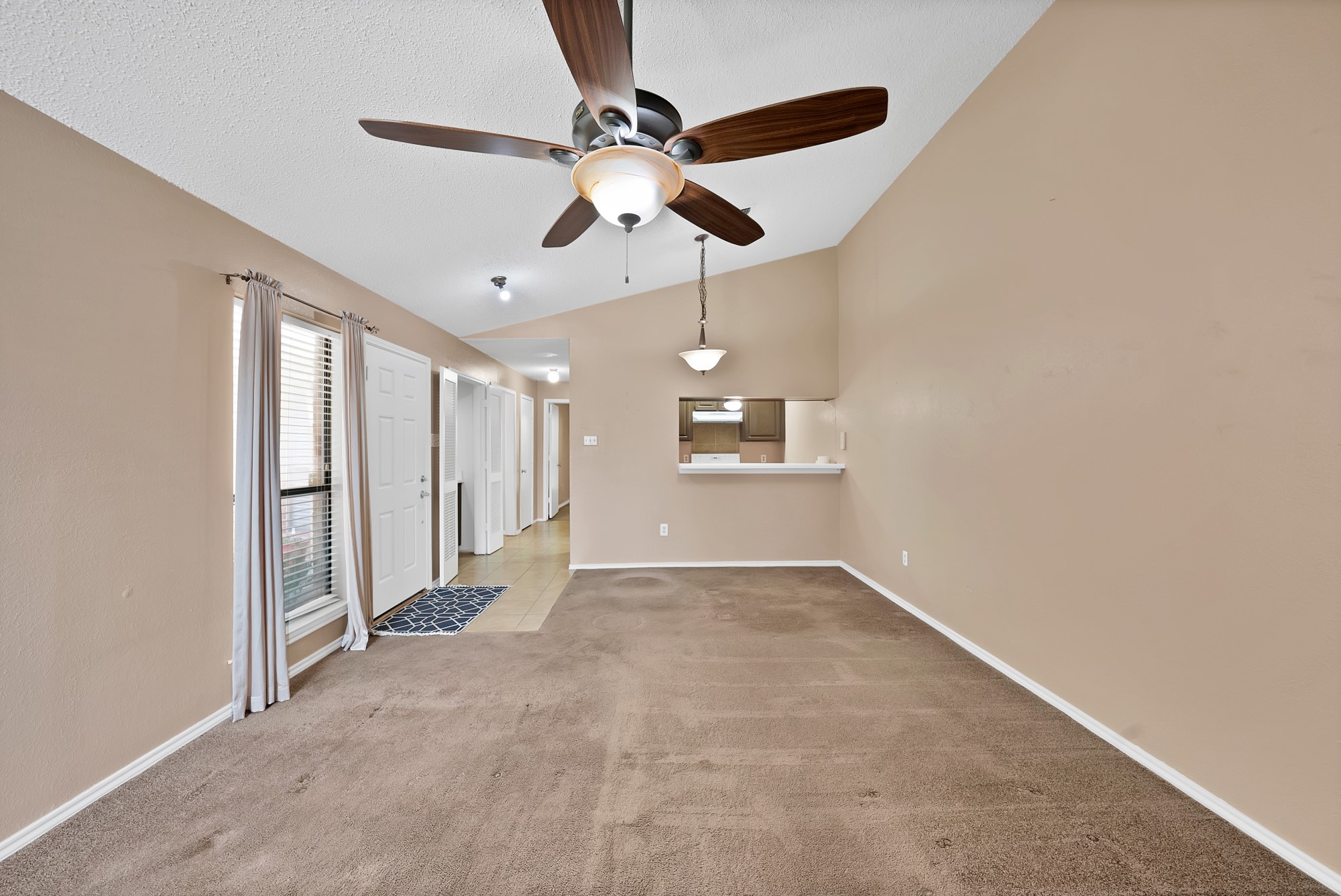 935 Cedarland Boulevard