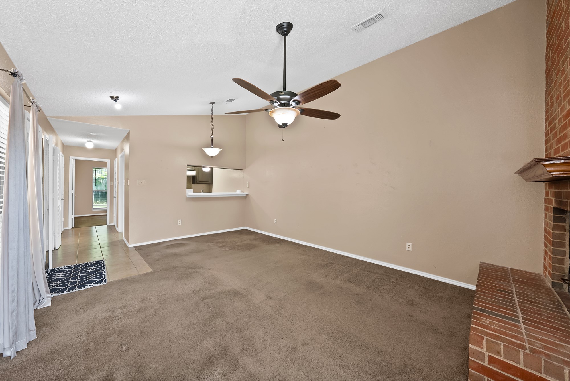 935 Cedarland Boulevard