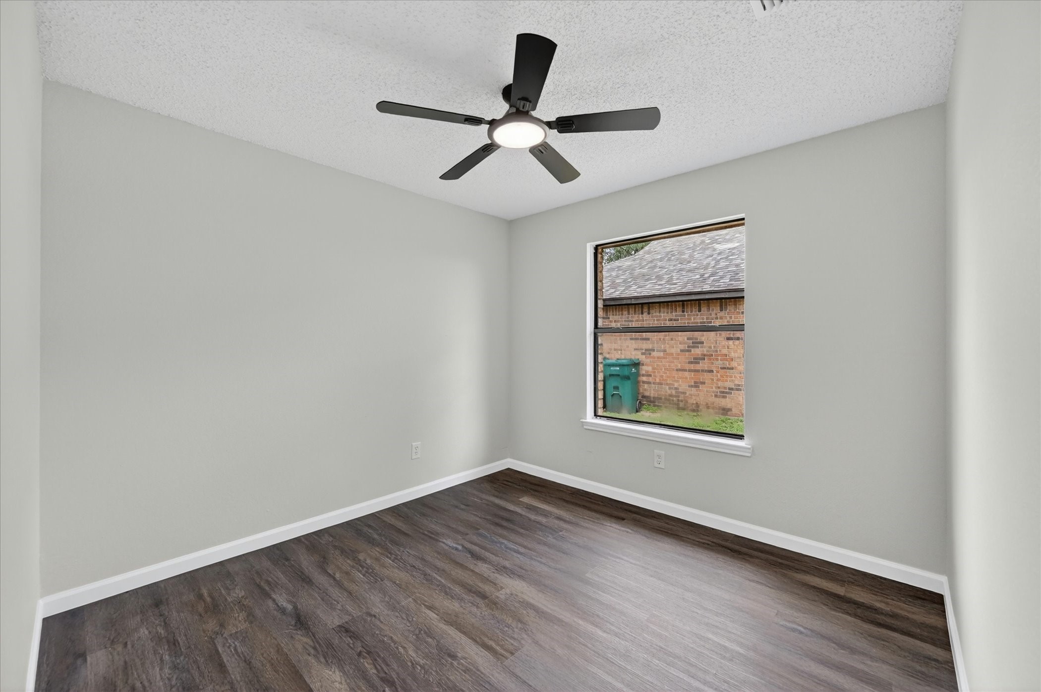 925 Larue Drive
