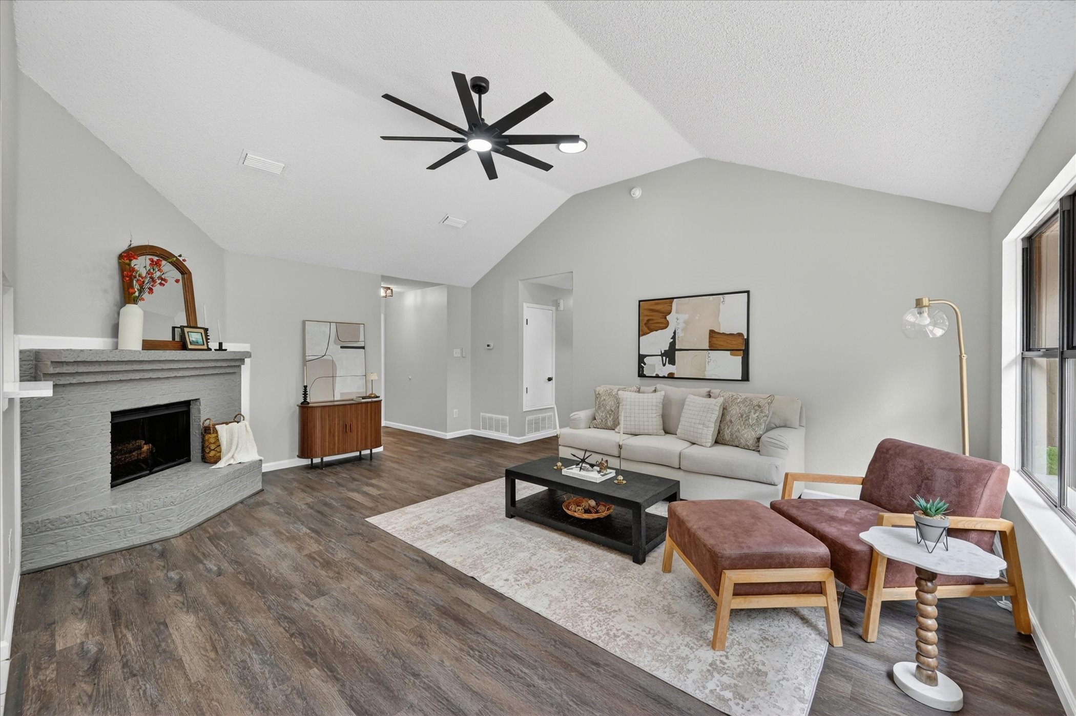 925 Larue Drive