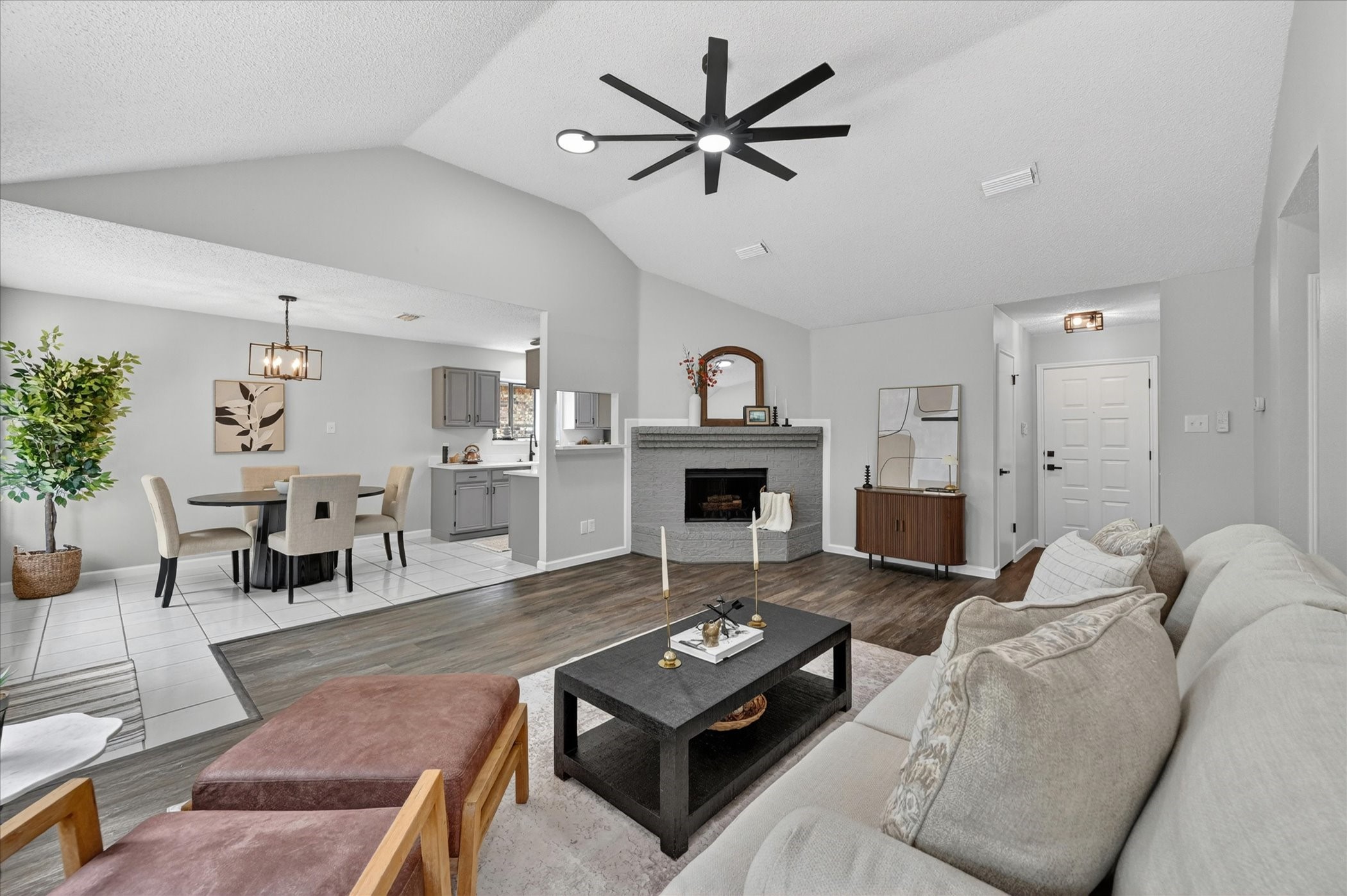 925 Larue Drive