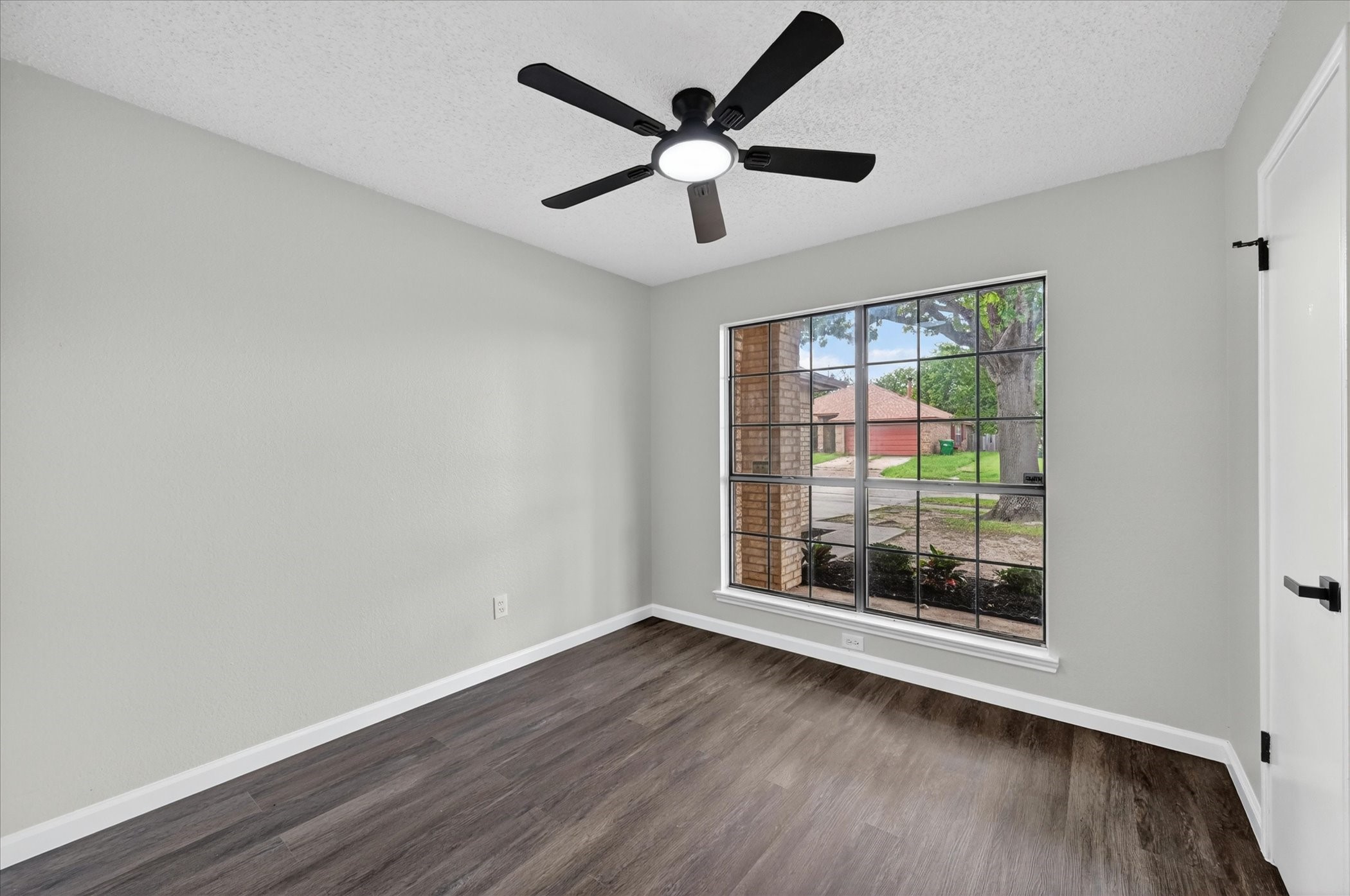 925 Larue Drive
