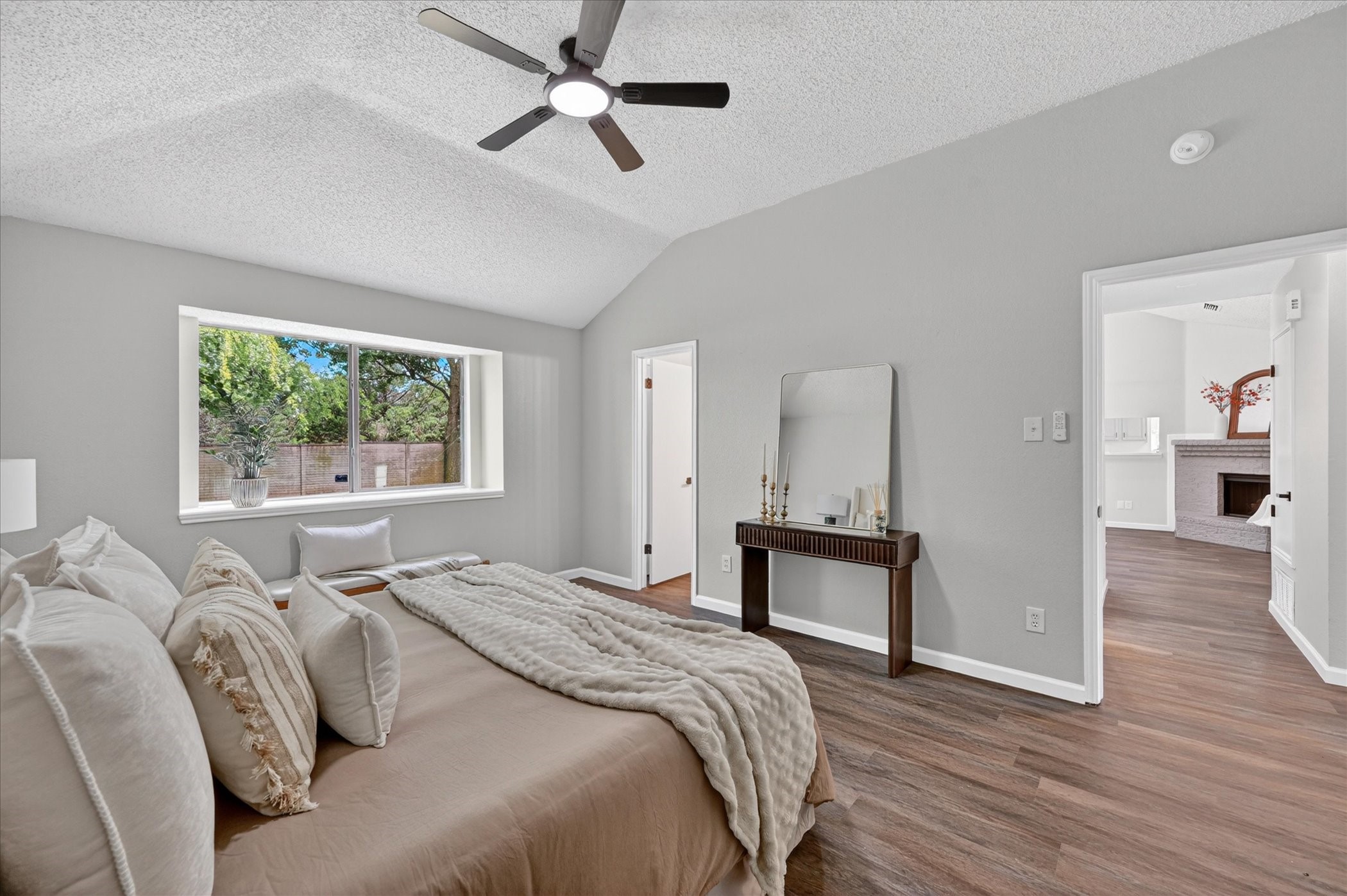 925 Larue Drive
