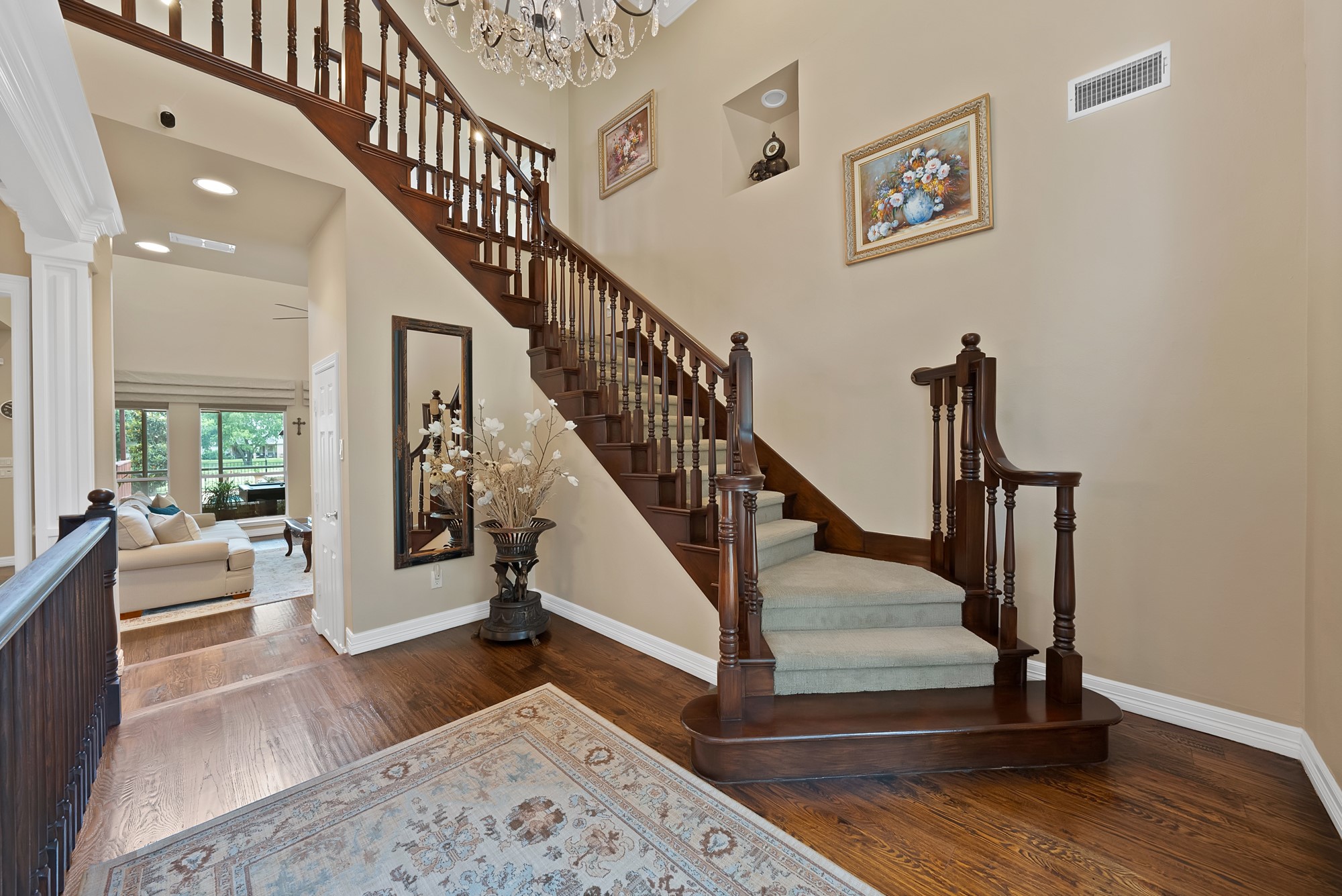 803 Riviera Drive