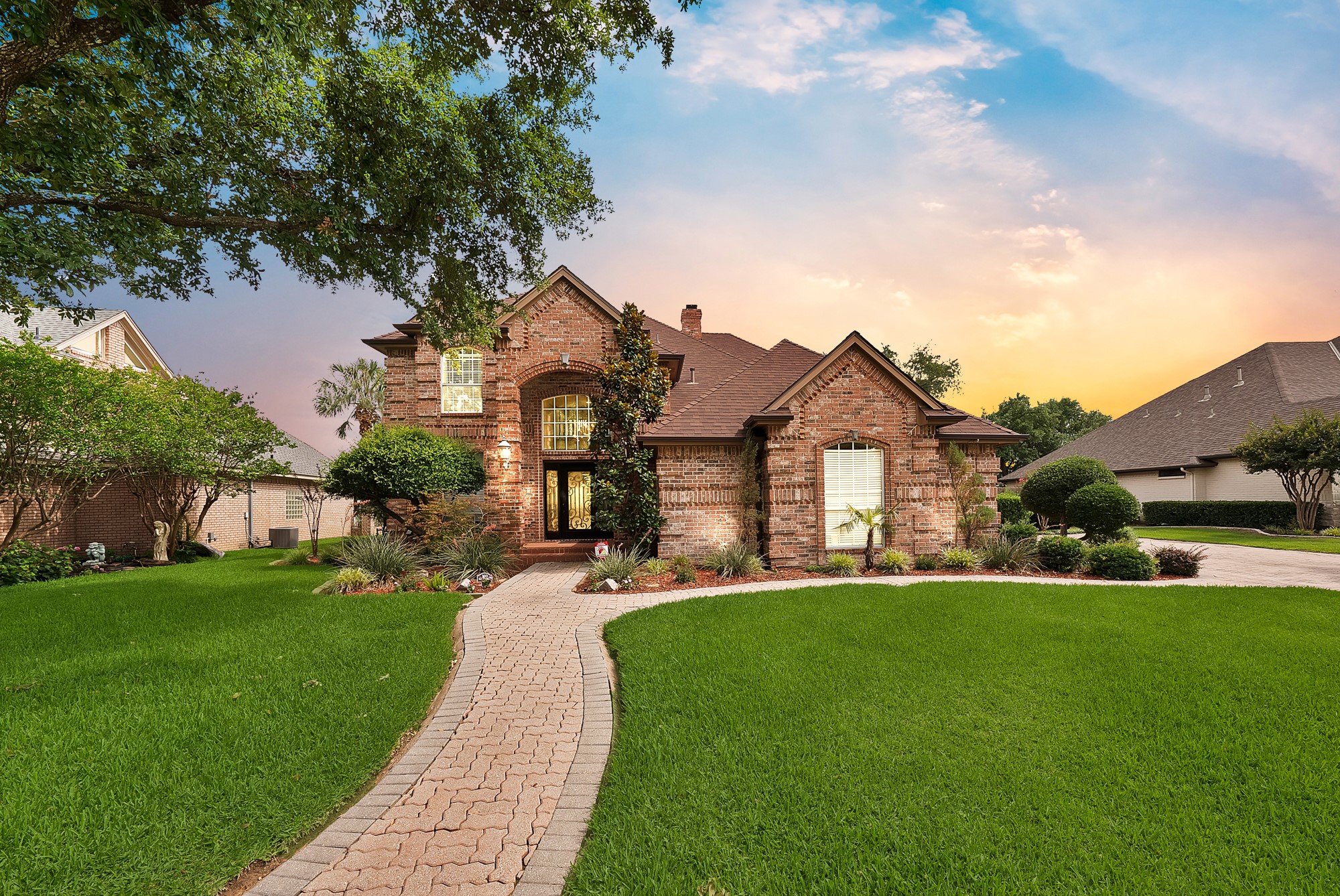 803 Riviera Drive