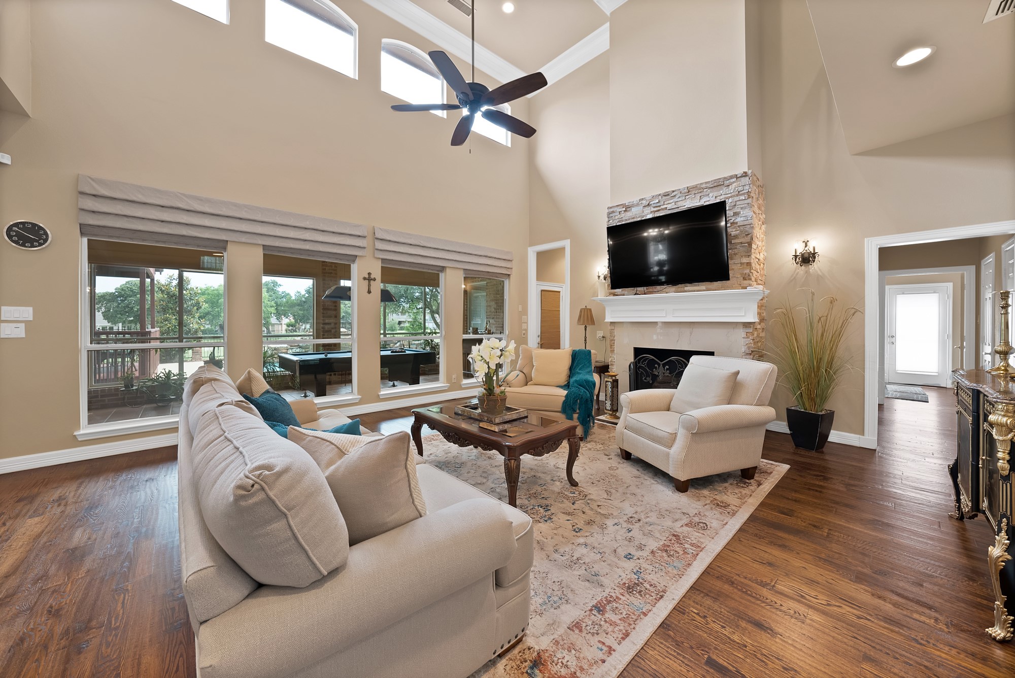 803 Riviera Drive