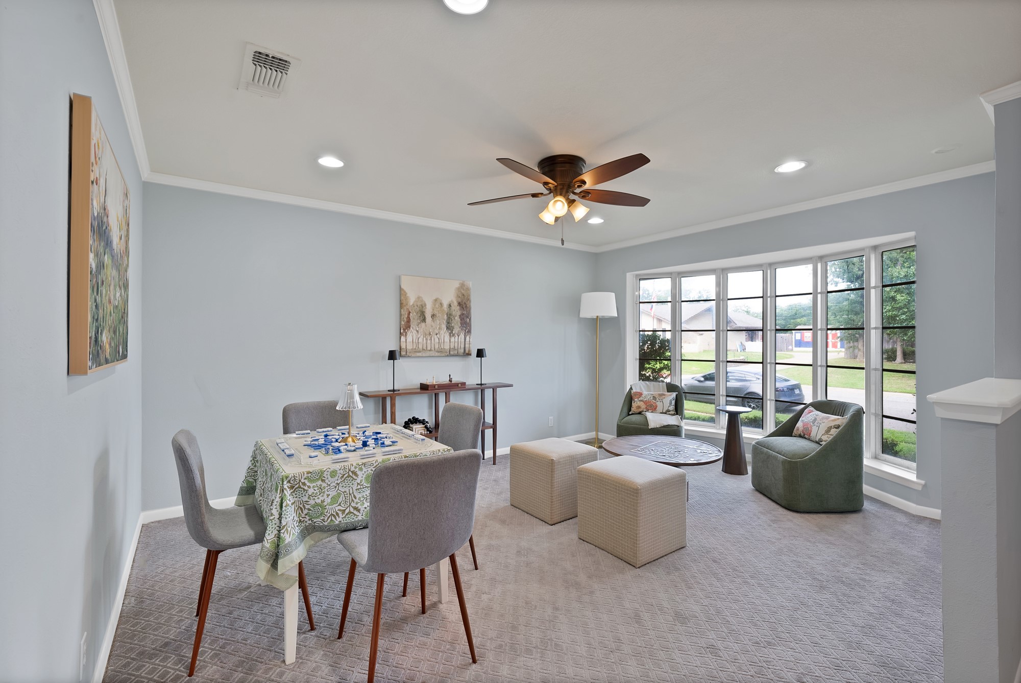 1615 Cresthaven Drive
