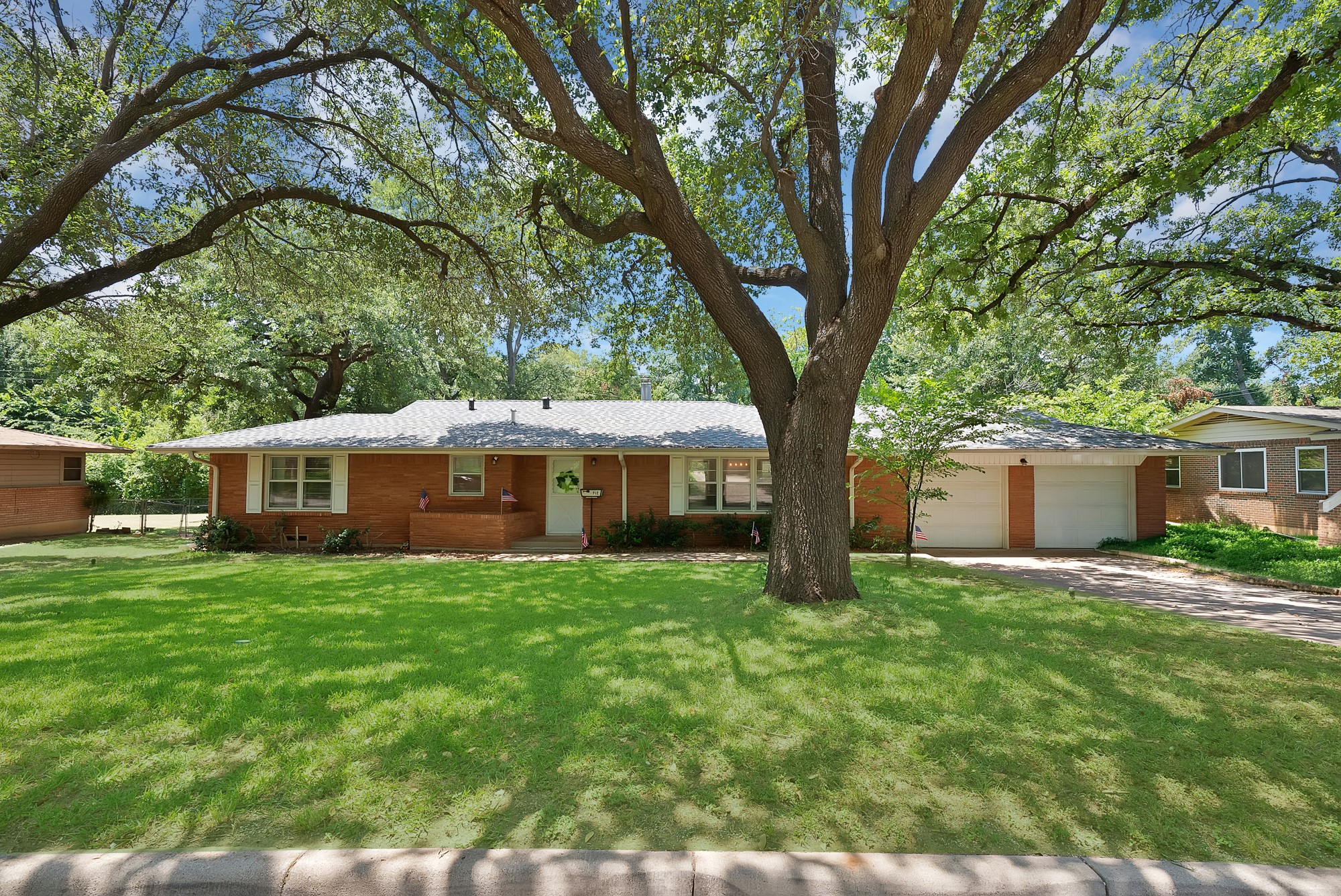 712 Briarwood Boulevard