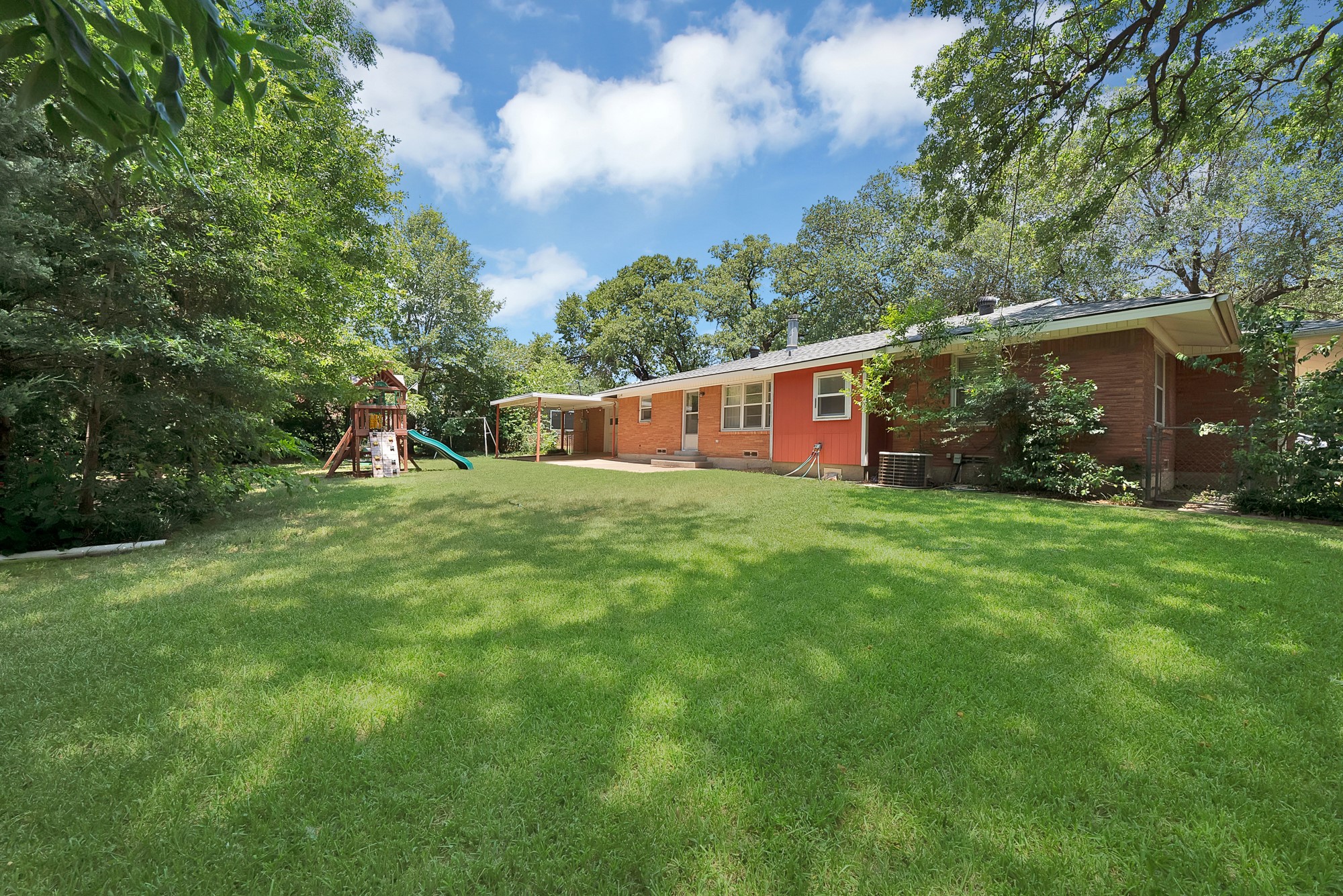 712 Briarwood Boulevard
