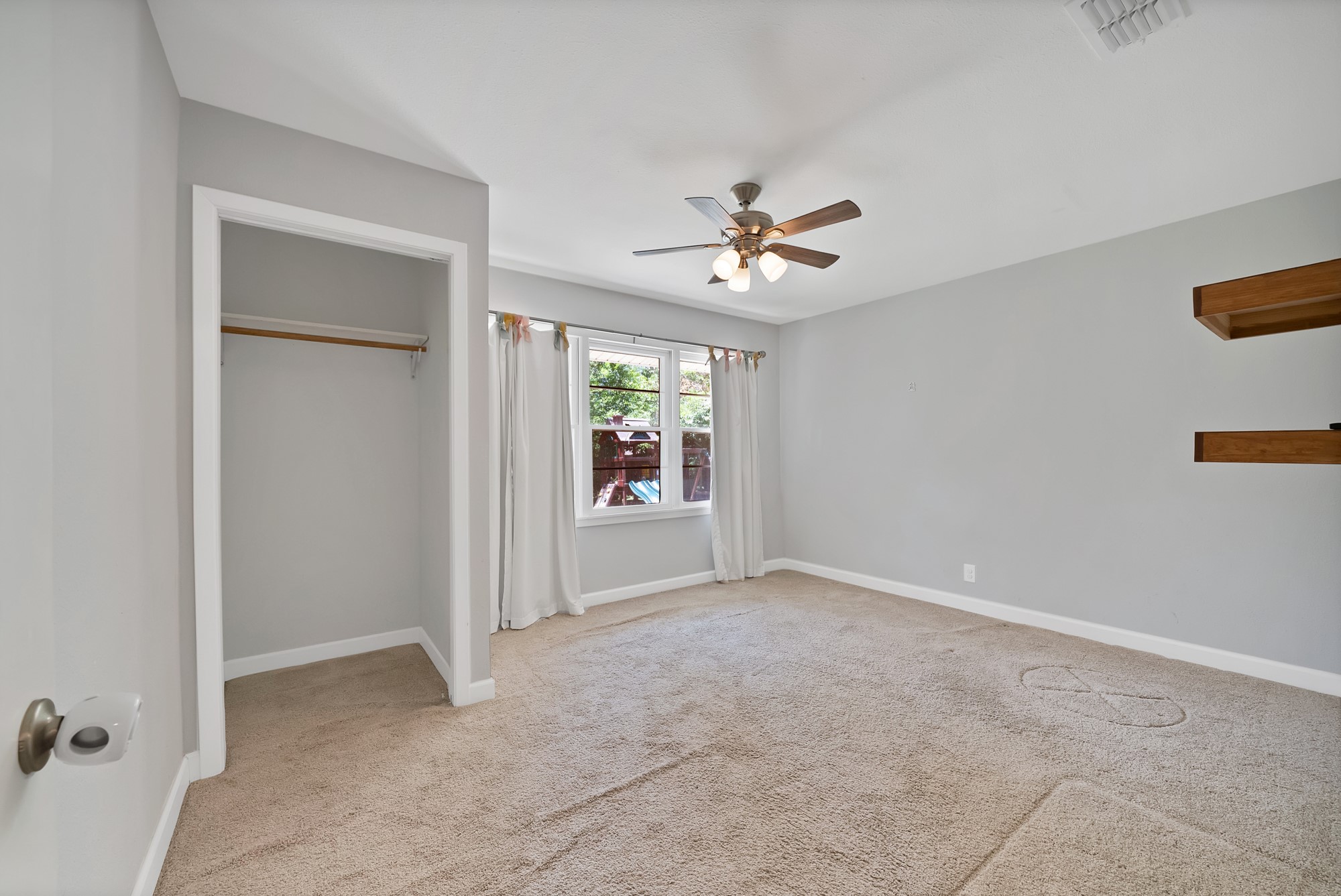 712 Briarwood Boulevard