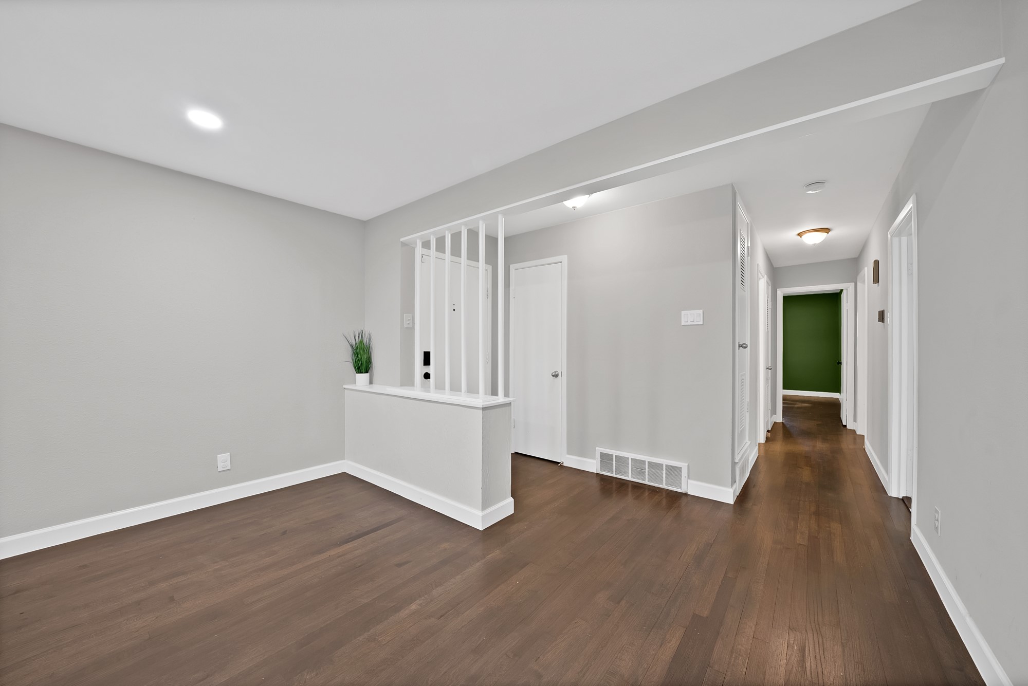 712 Briarwood Boulevard