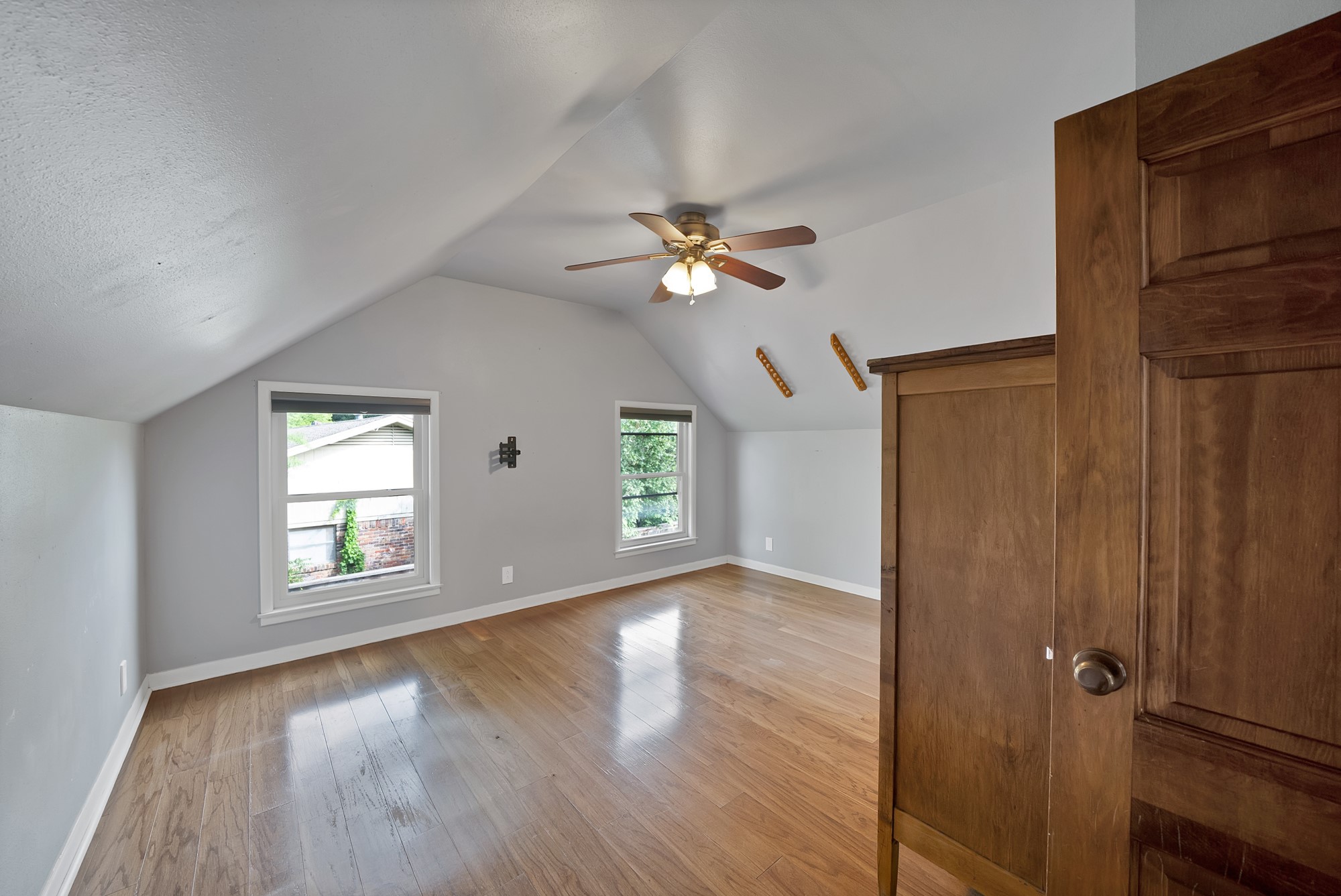 1710 Hilltop Lane