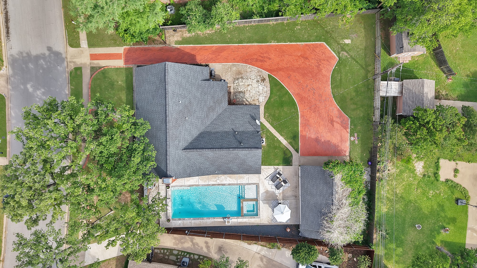1710 Hilltop Lane