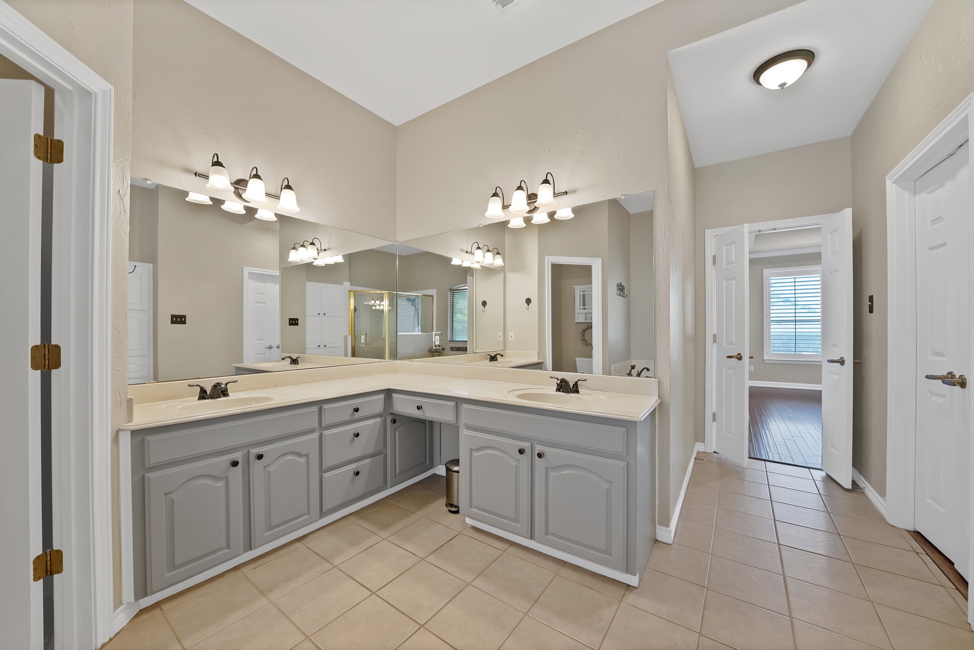 111 Honeysuckle Drive