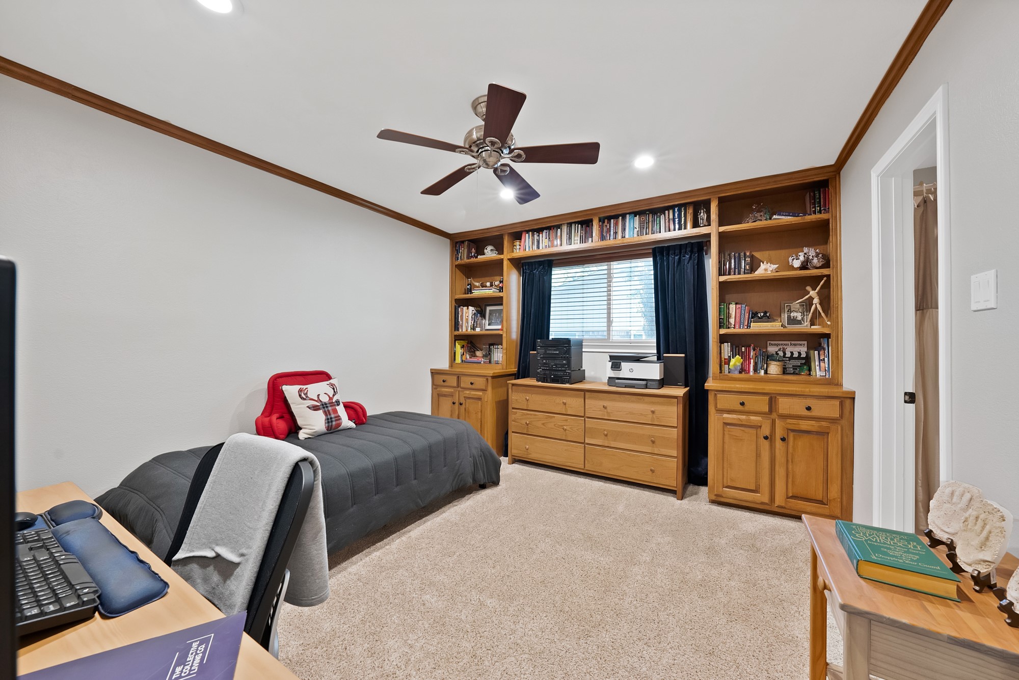 3008 Cambridge Drive