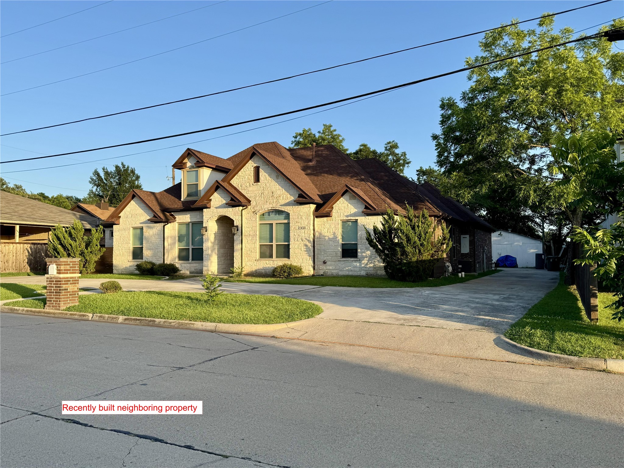 2303 Cales Drive