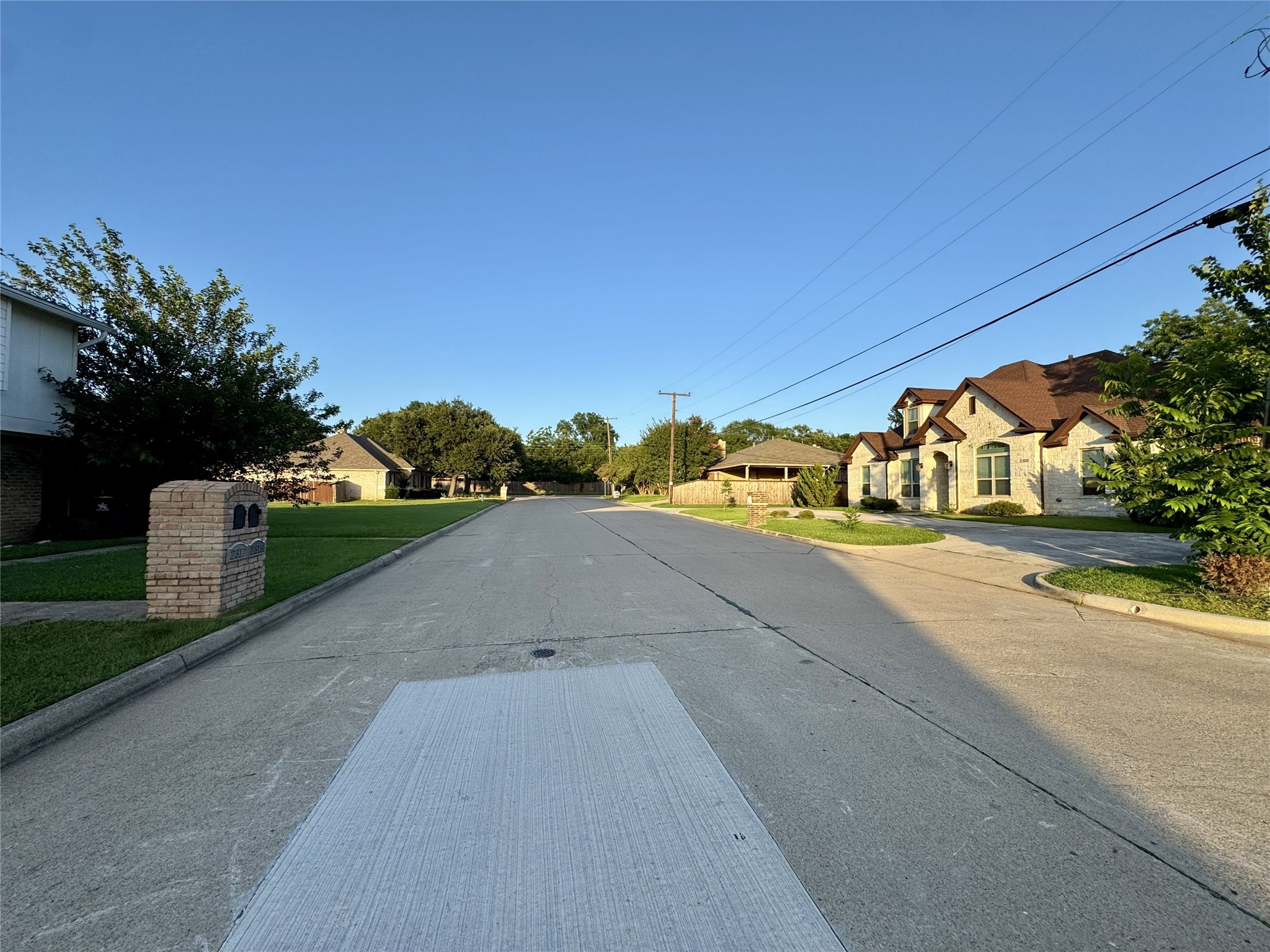 2303 Cales Drive