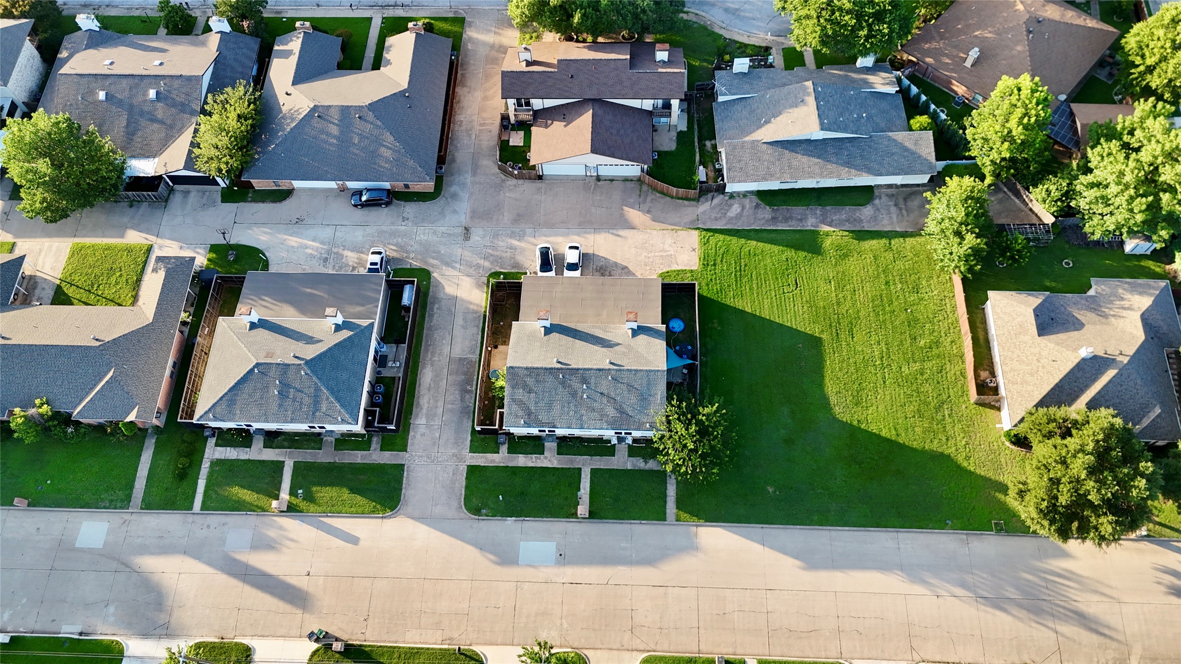 2303 Cales Drive