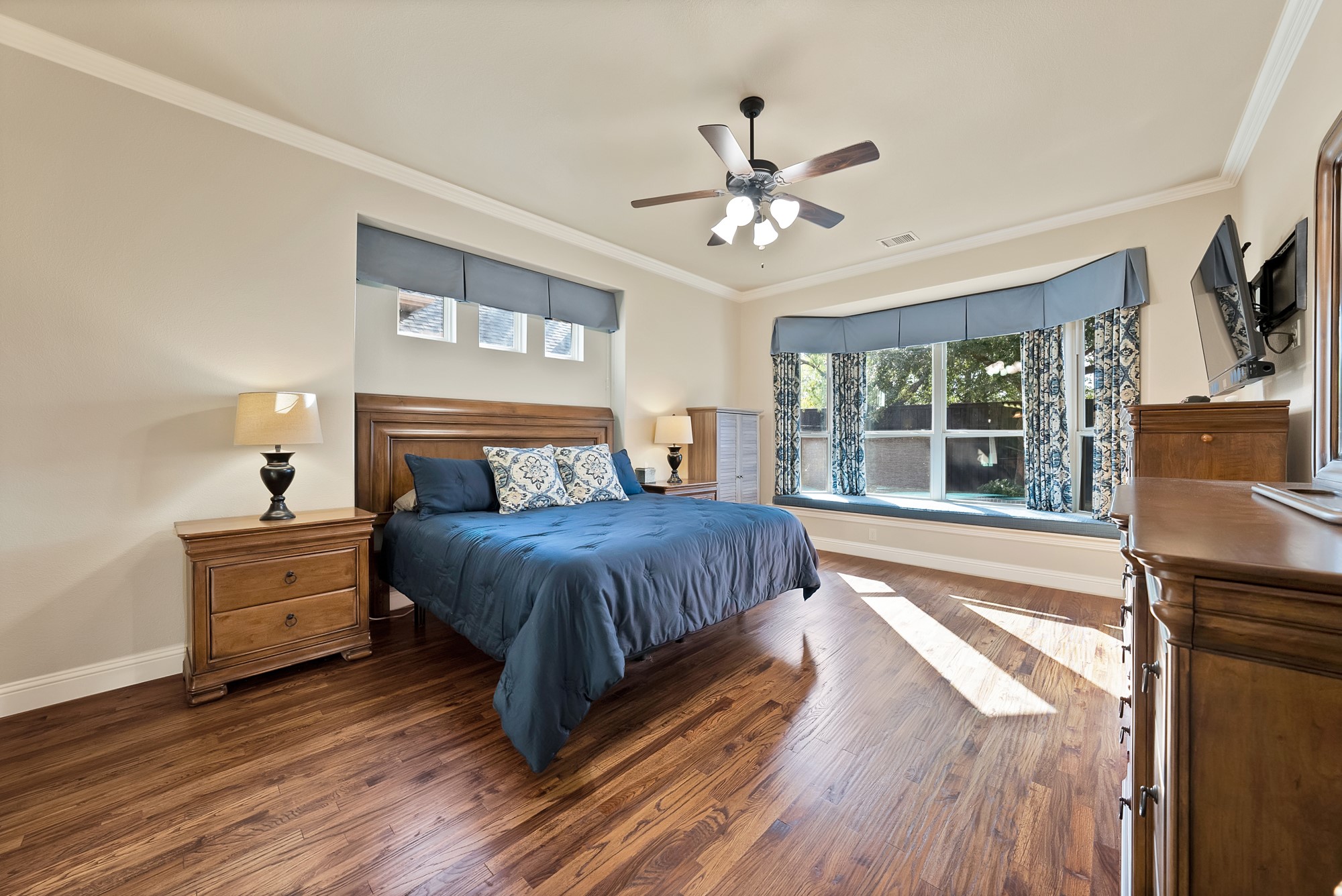 1406 St Tropez Lane