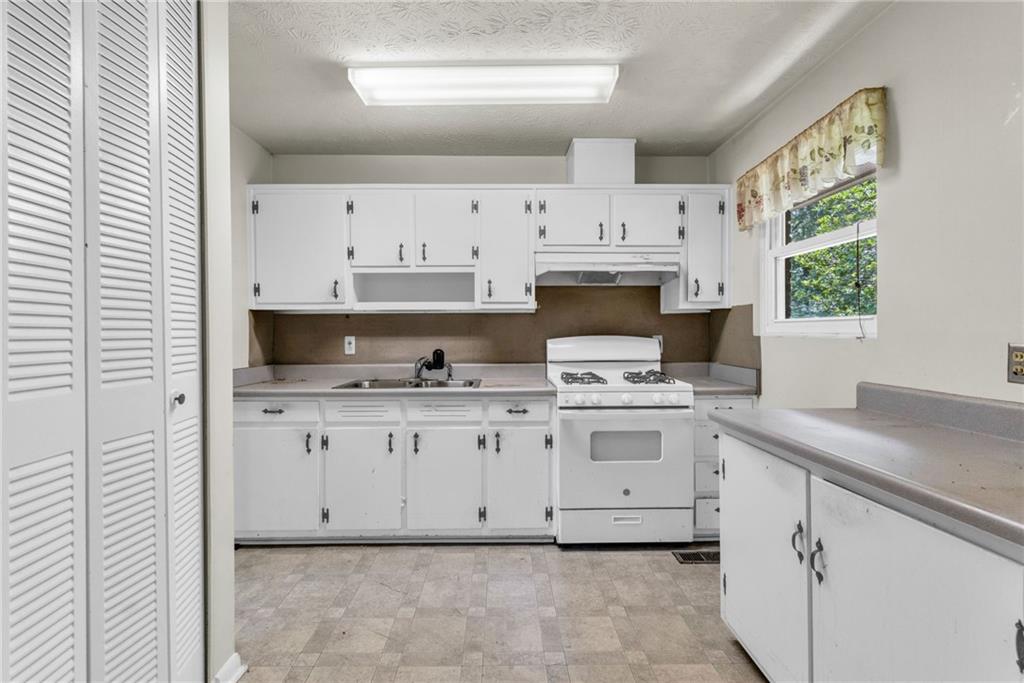 50 Overbrook Drive SE