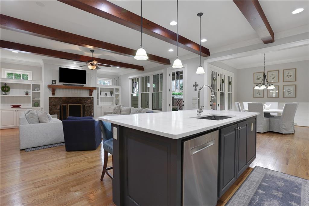 21 Whitlock Drive SW