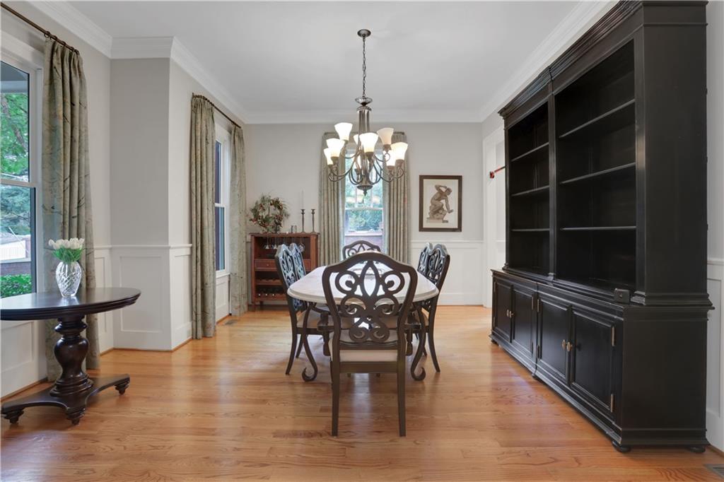 21 Whitlock Drive SW