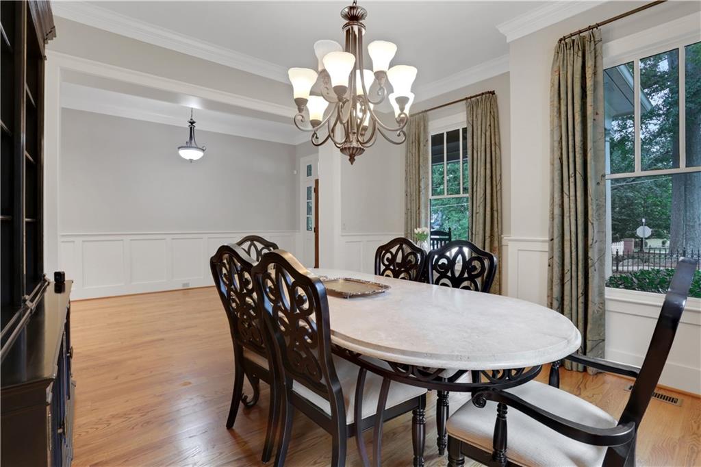 21 Whitlock Drive SW