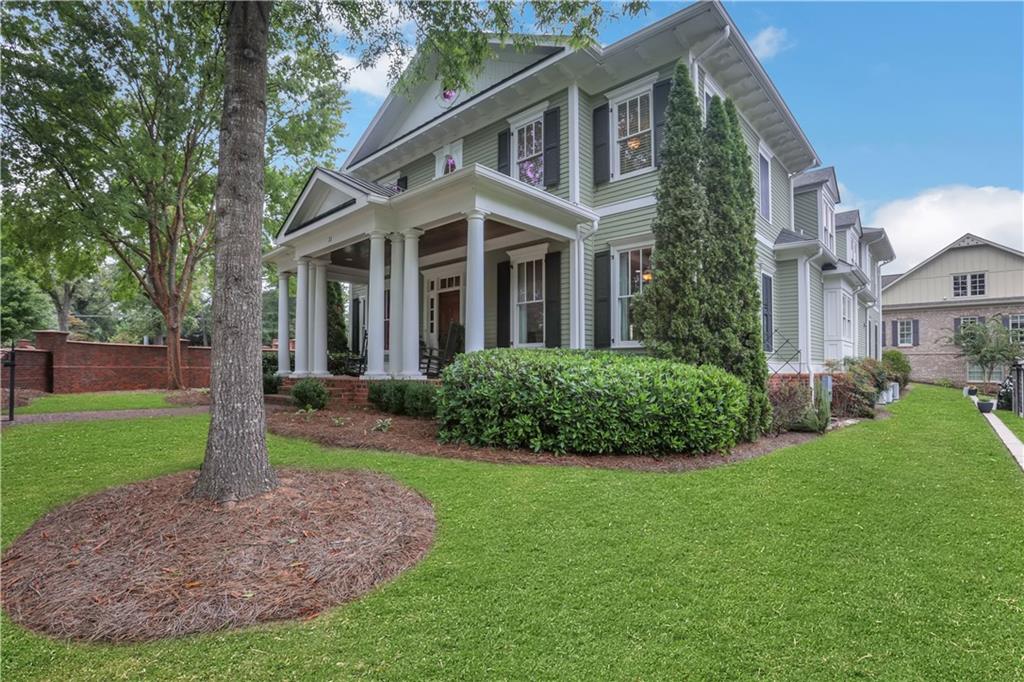 21 Whitlock Drive SW