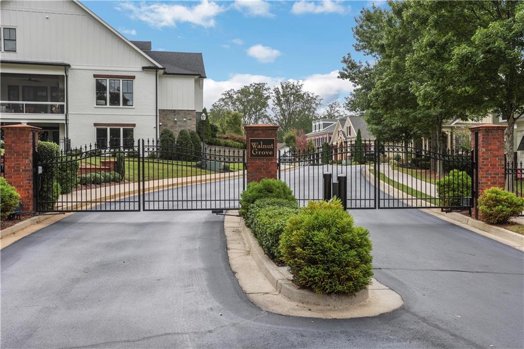 21 Whitlock Drive SW