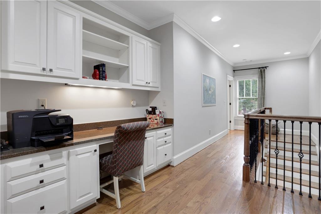 21 Whitlock Drive SW