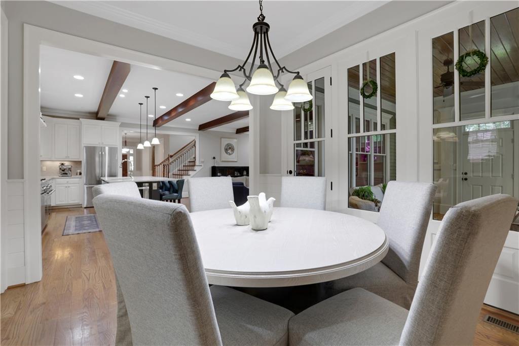 21 Whitlock Drive SW