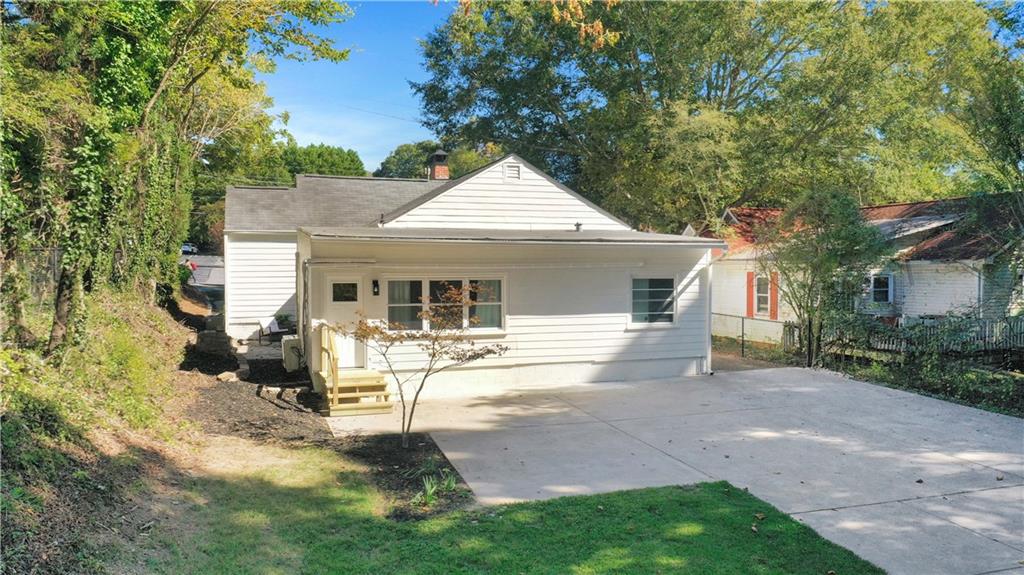 207 Walthall Street NW